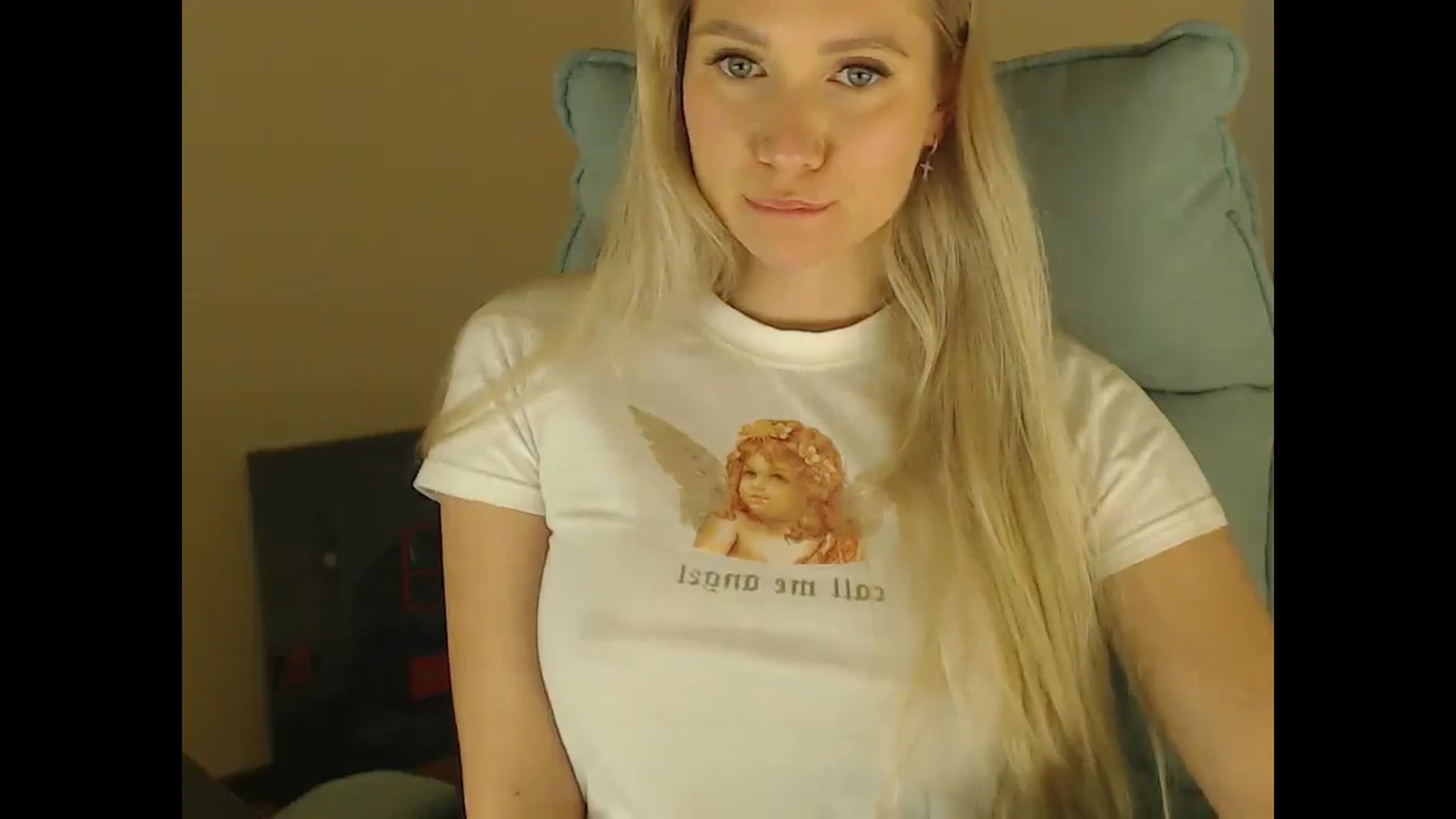 Gallery image thumbnail from Miss_Sylvia's myfreecams stream on, 04/10/2026, 17:23 image 18 of 20
