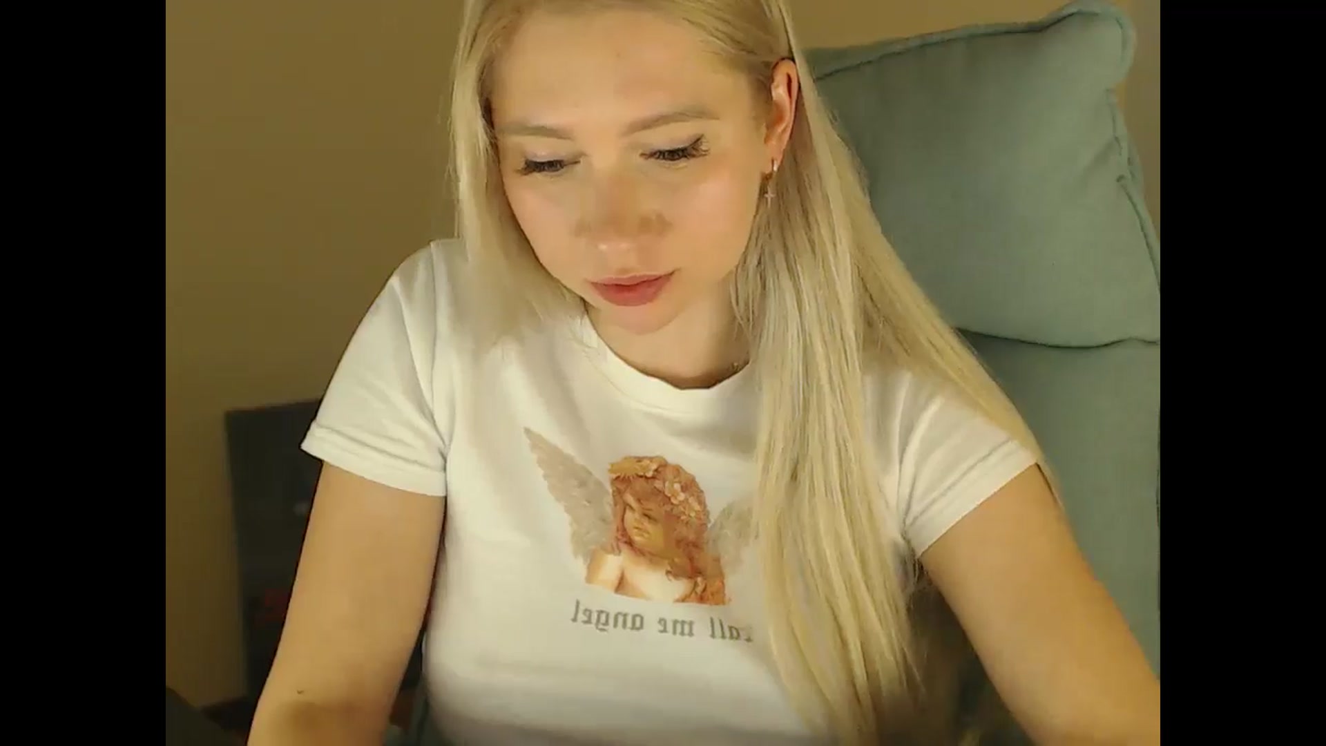 Gallery image thumbnail from Miss_Sylvia's myfreecams stream on, 04/10/2026, 17:23 image 6 of 20
