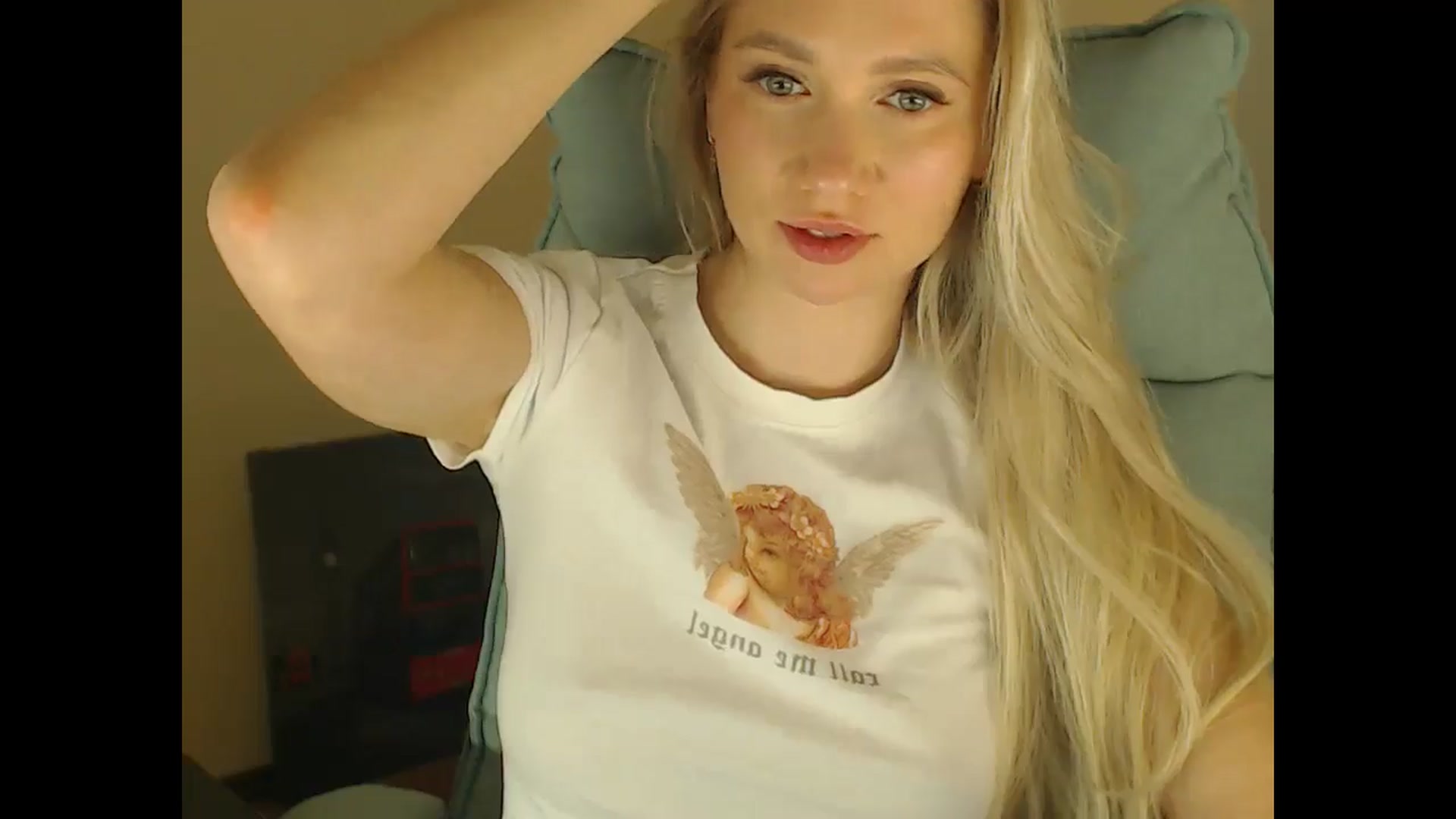 Gallery image thumbnail from Miss_Sylvia's myfreecams stream on, 04/10/2026, 17:23 image 14 of 20