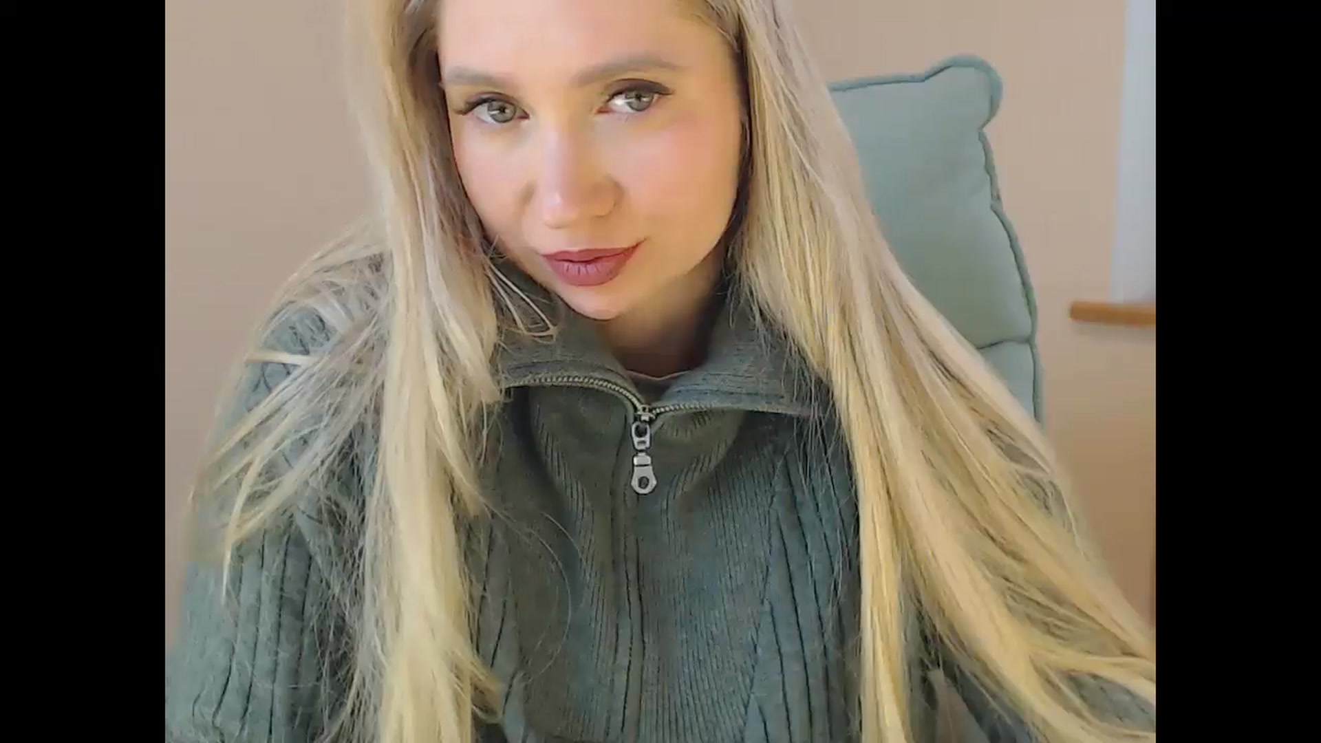 Gallery image thumbnail from Miss_Sylvia's myfreecams stream on, 04/10/2026, 20:25 image 7 of 20