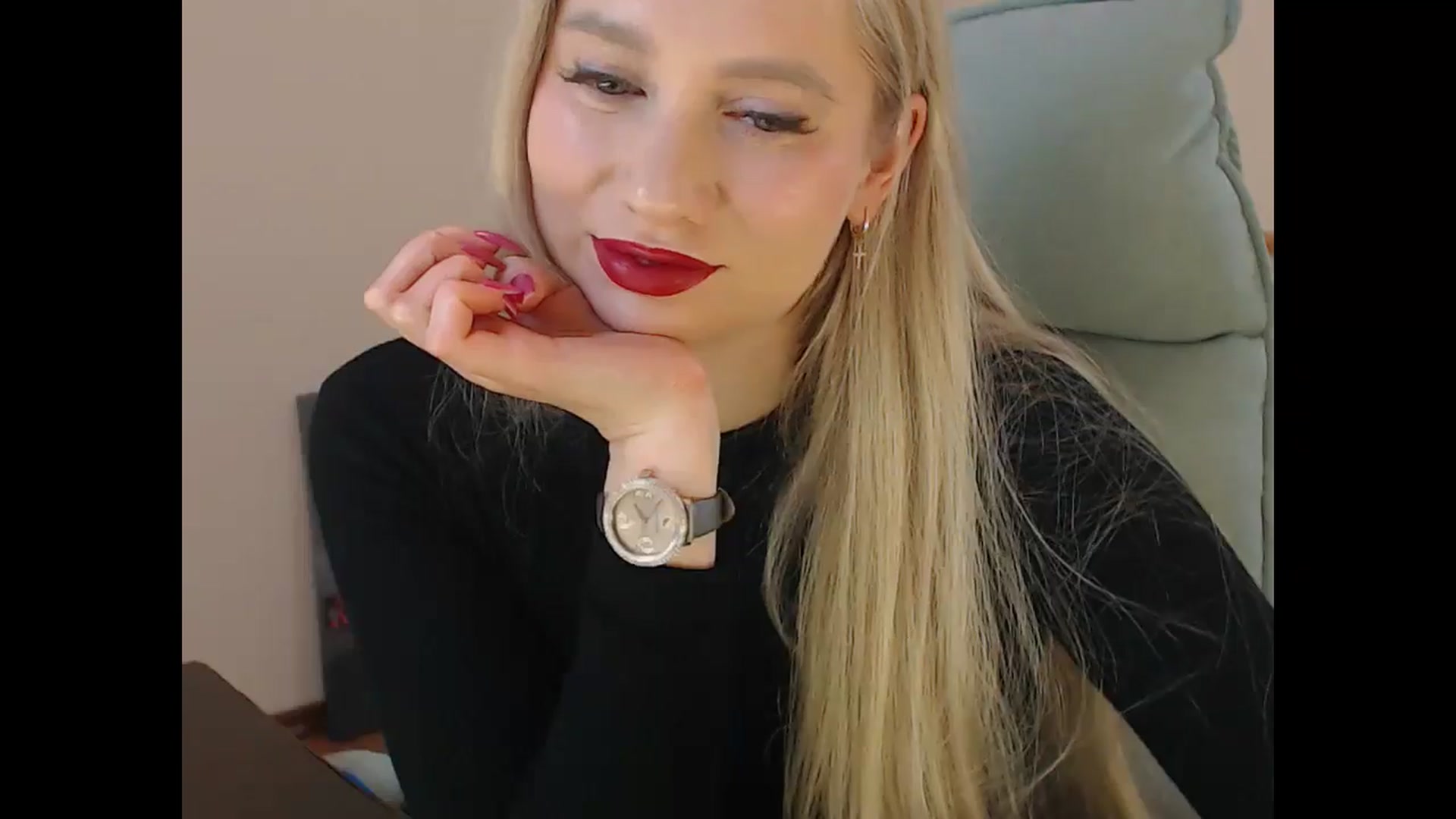 Gallery image thumbnail from Miss_Sylvia's myfreecams stream on, 04/14/2026, 15:10 image 10 of 20