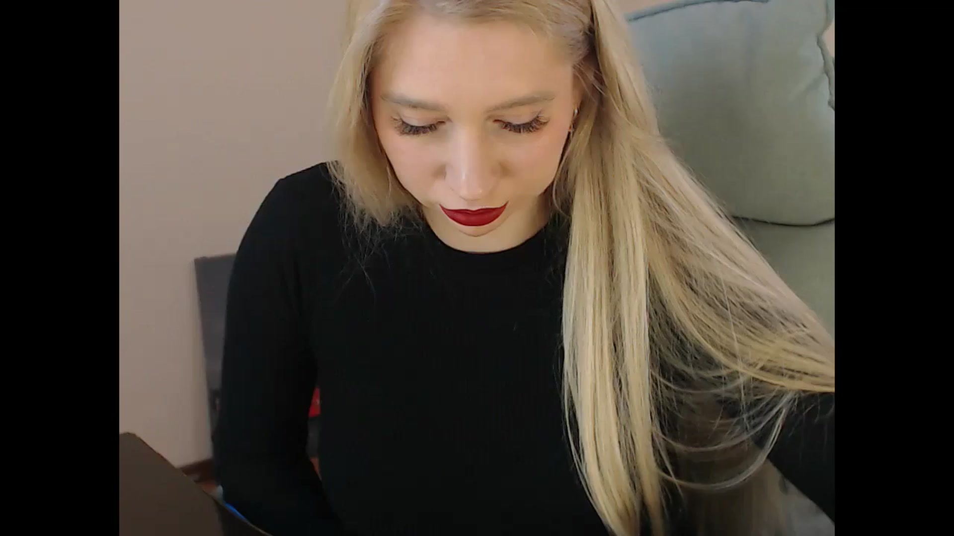 Gallery image thumbnail from Miss_Sylvia's myfreecams stream on, 04/14/2026, 15:10 image 11 of 20