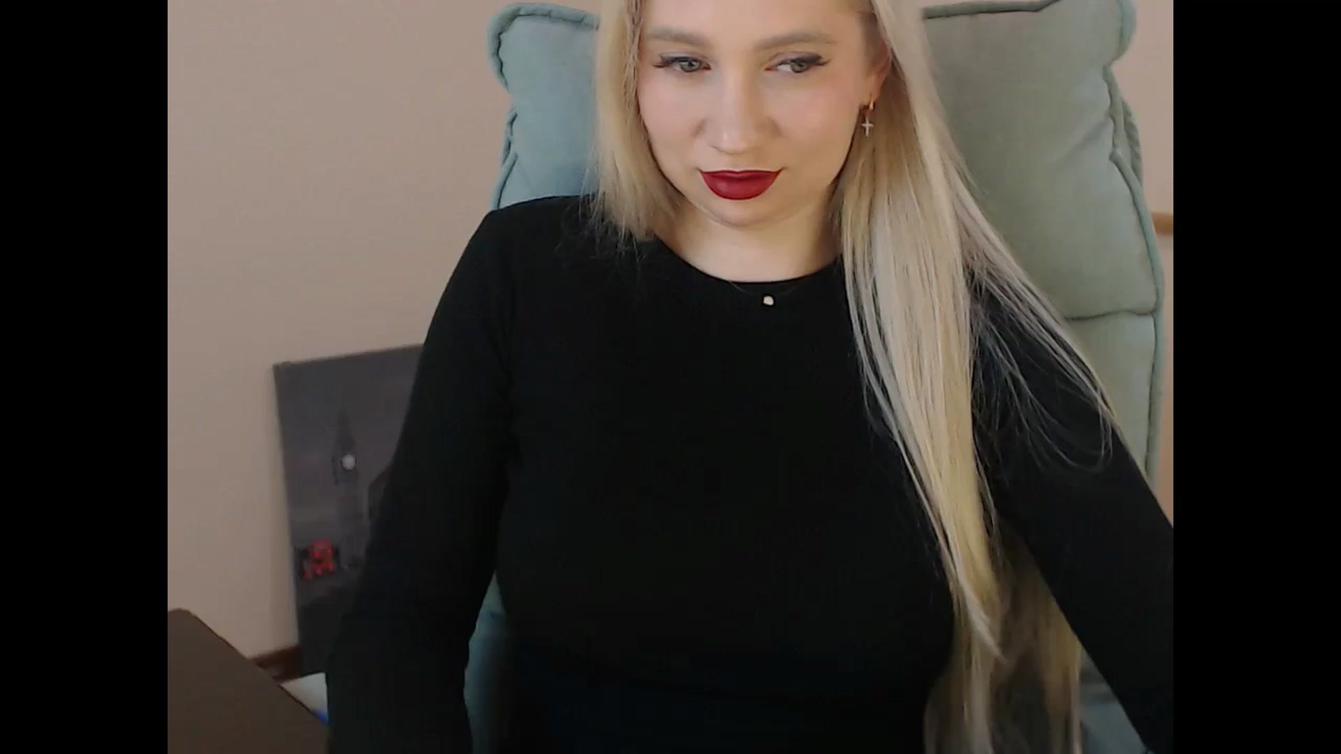 Gallery image thumbnail from Miss_Sylvia's myfreecams stream on, 04/14/2026, 15:10 image 7 of 20