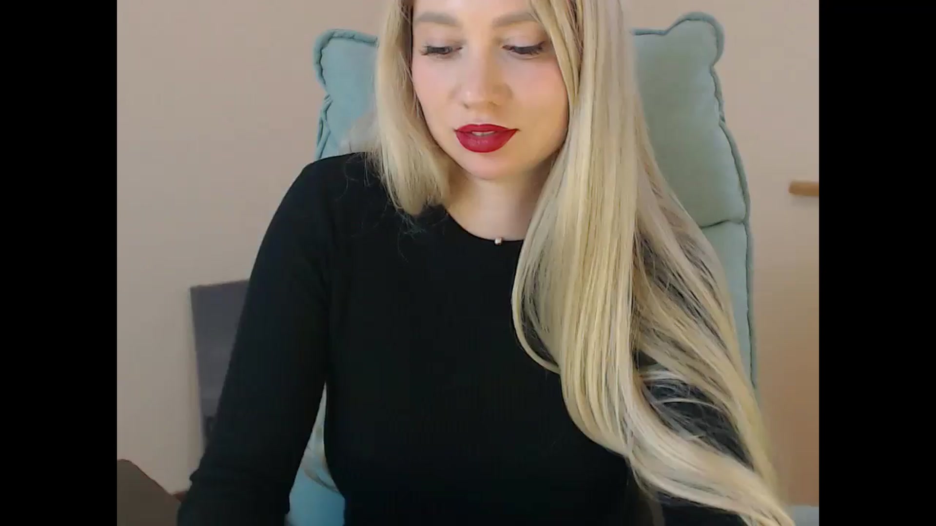 Gallery image thumbnail from Miss_Sylvia's myfreecams stream on, 04/14/2026, 16:47 image 18 of 20