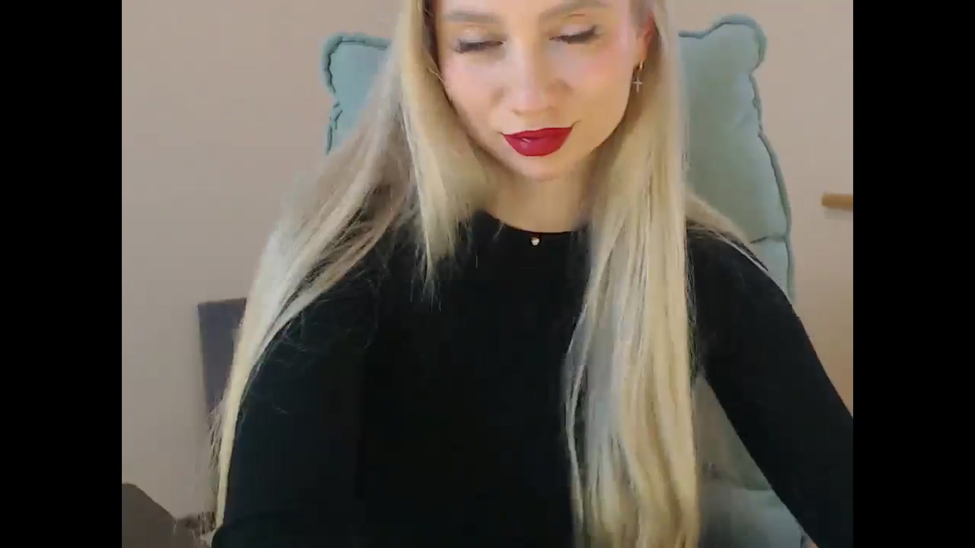 Gallery image thumbnail from Miss_Sylvia's myfreecams stream on, 04/14/2026, 16:47 image 10 of 20