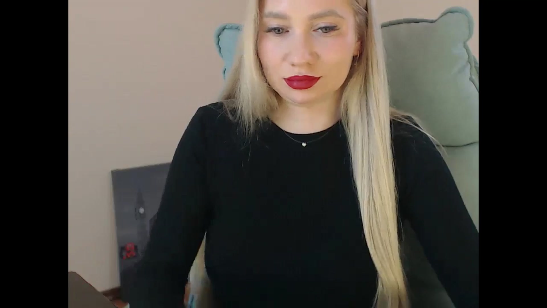 Gallery image thumbnail from Miss_Sylvia's myfreecams stream on, 04/14/2026, 16:47 image 5 of 20
