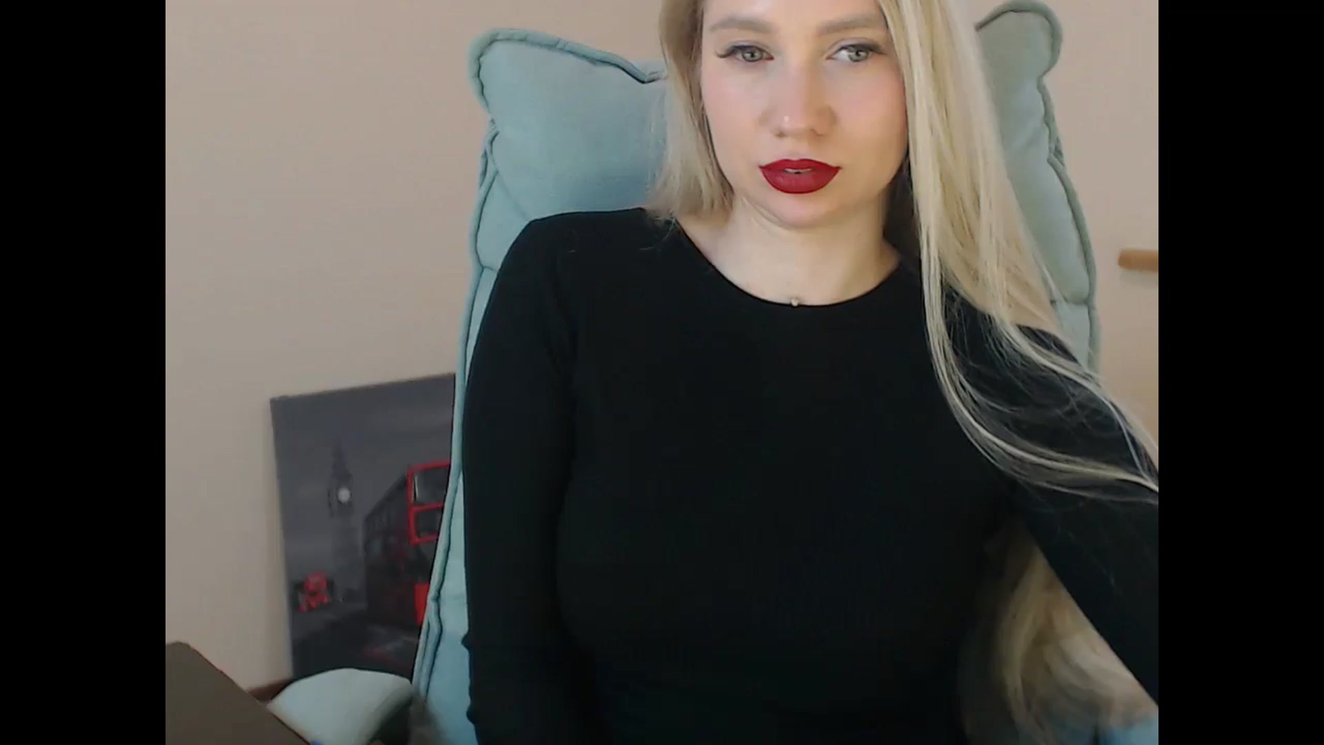 Gallery image thumbnail from Miss_Sylvia's myfreecams stream on, 04/14/2026, 20:03 image 18 of 20