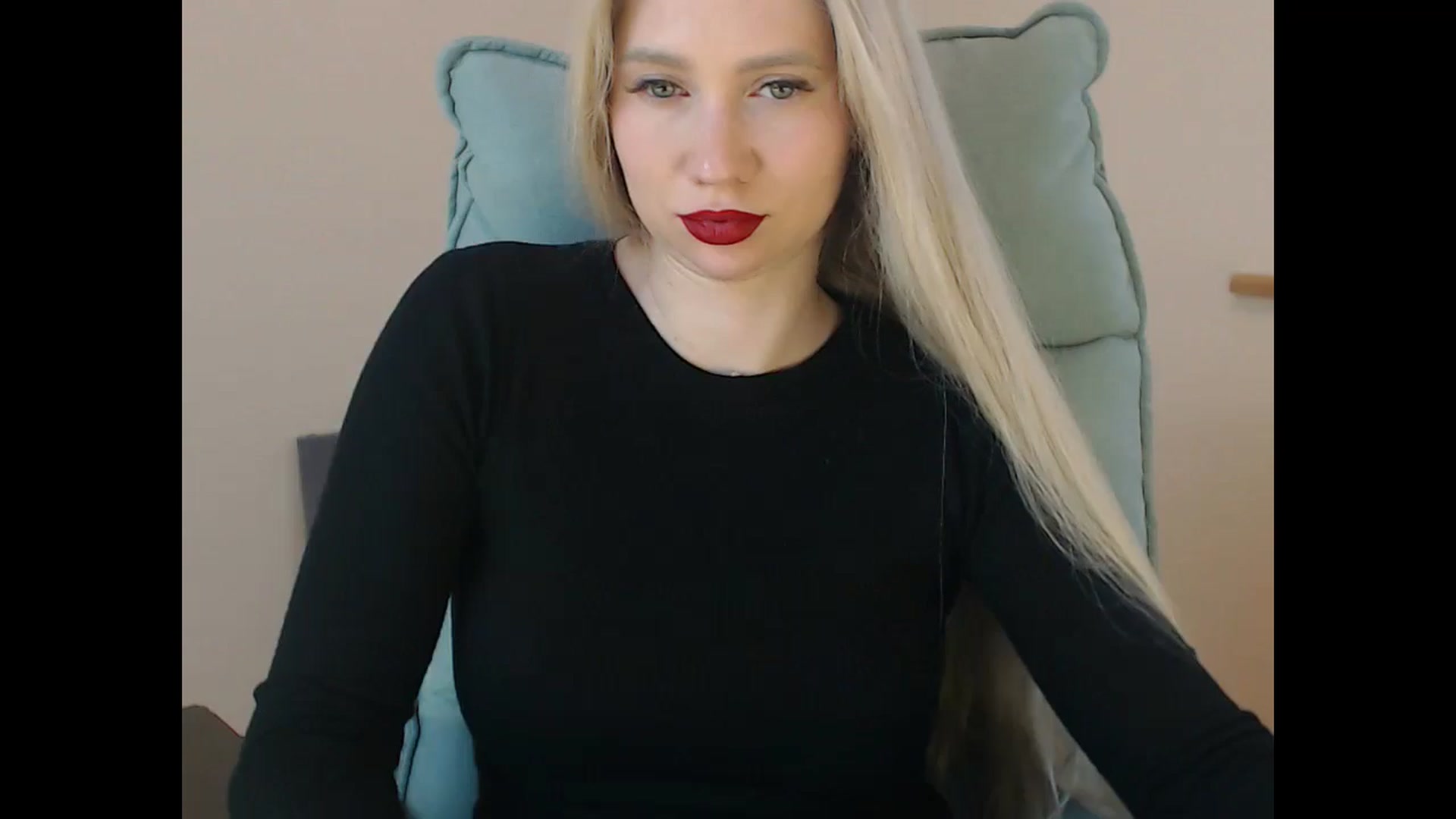 Gallery image thumbnail from Miss_Sylvia's myfreecams stream on, 04/14/2026, 20:03 image 2 of 20