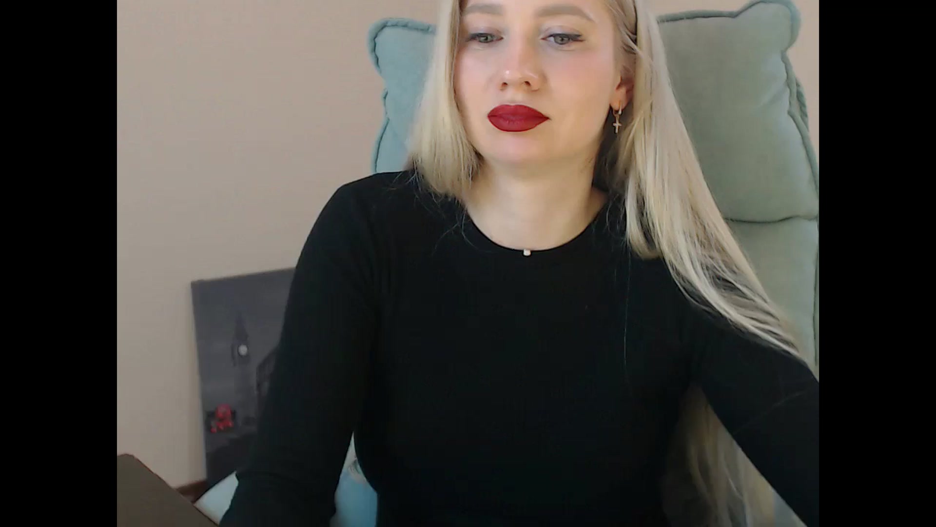 Gallery image thumbnail from Miss_Sylvia's myfreecams stream on, 04/14/2026, 20:03 image 4 of 20