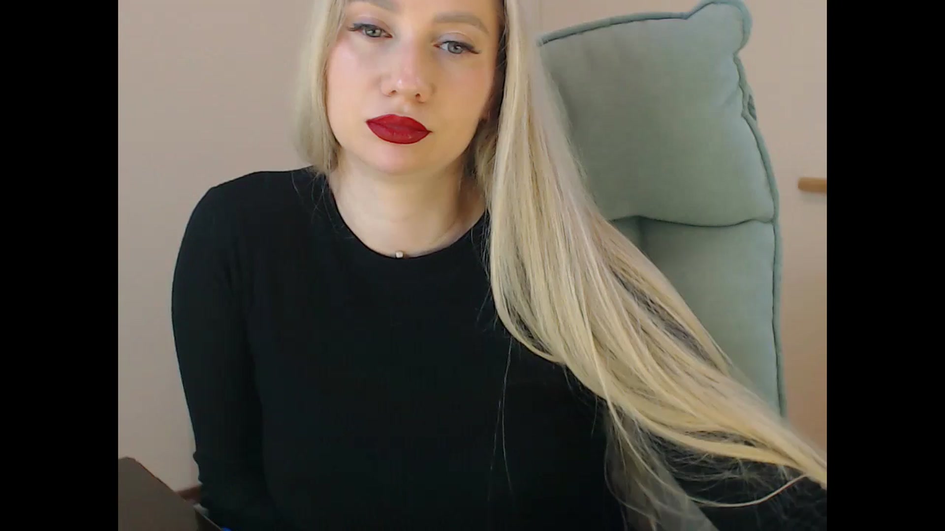 Gallery image thumbnail from Miss_Sylvia's myfreecams stream on, 04/14/2026, 20:03 image 3 of 20