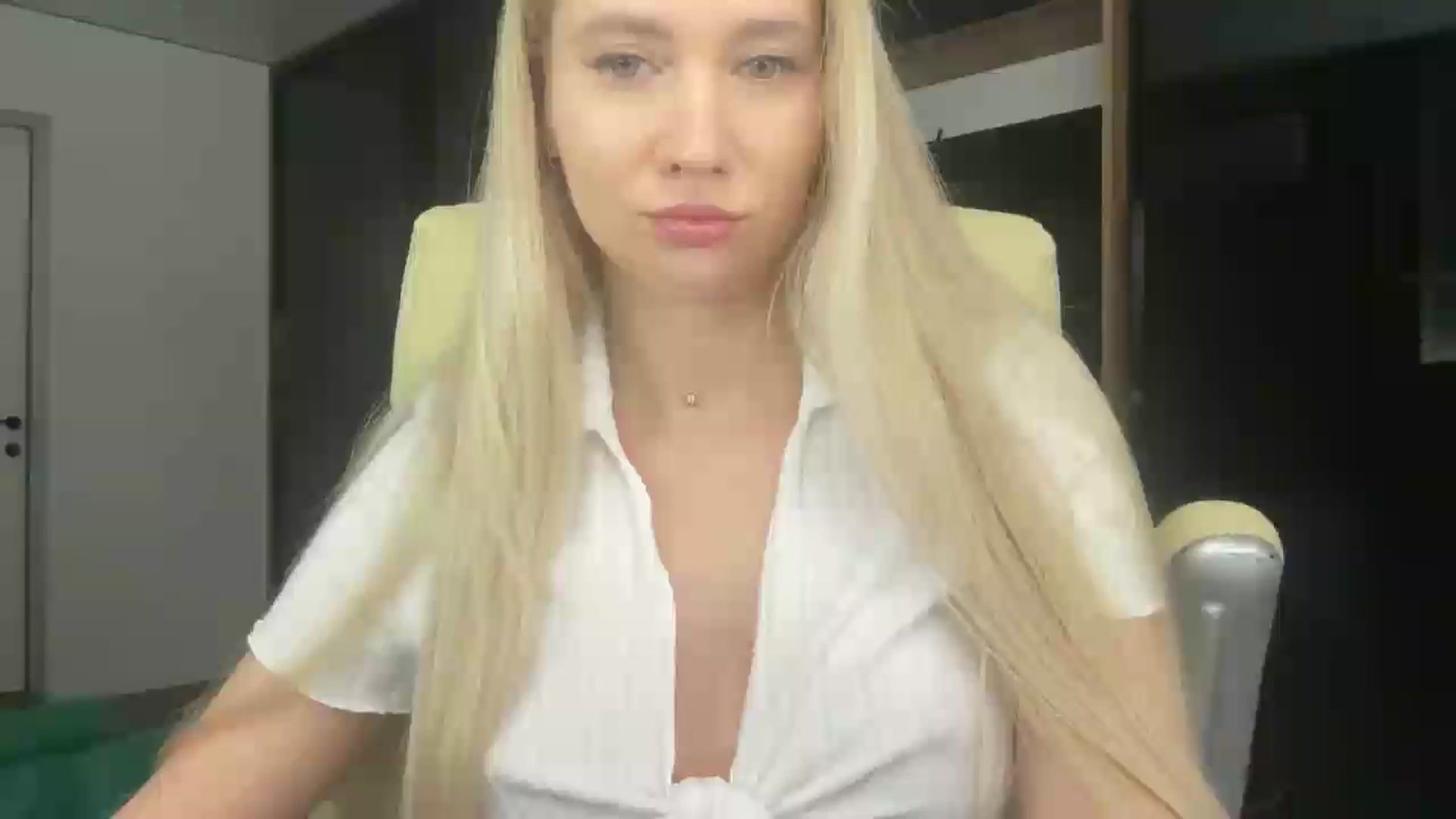 Gallery image thumbnail from Miss_Sylvia's myfreecams stream on, 04/16/2026, 19:58 image 4 of 20