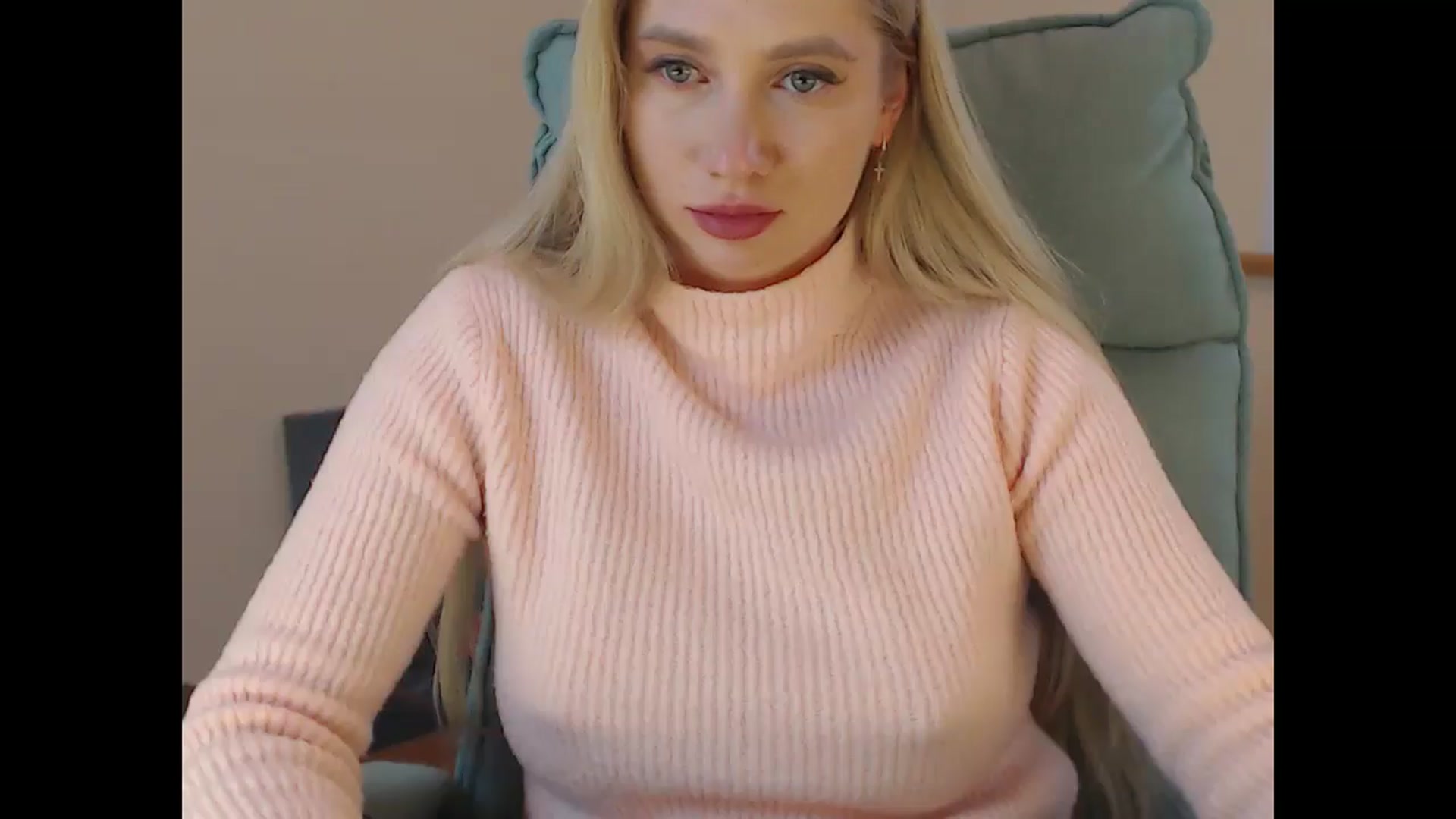 Gallery image thumbnail from Miss_Sylvia's myfreecams stream on, 04/21/2026, 16:12 image 4 of 20
