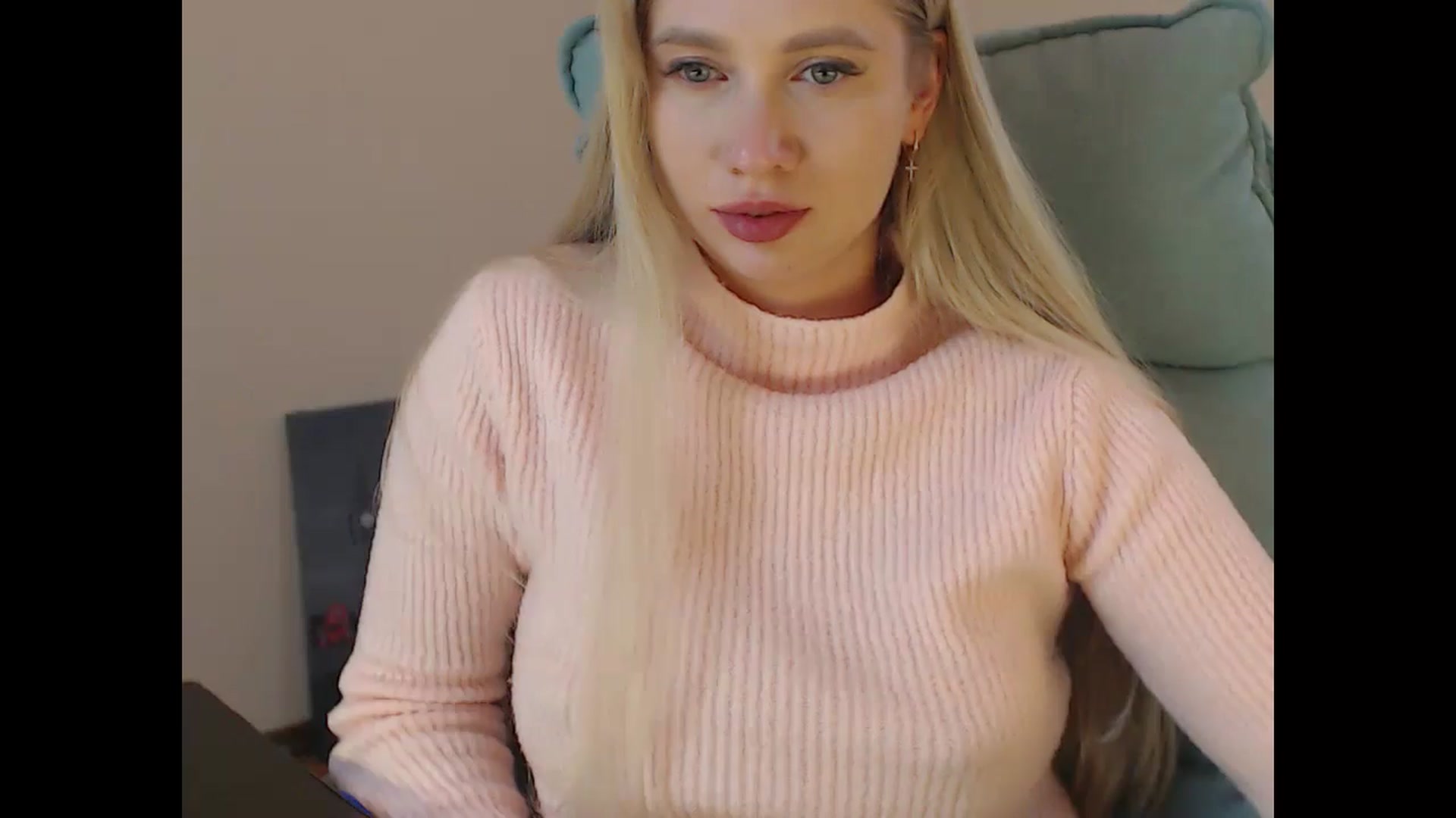 Gallery image thumbnail from Miss_Sylvia's myfreecams stream on, 04/21/2026, 17:41 image 3 of 20