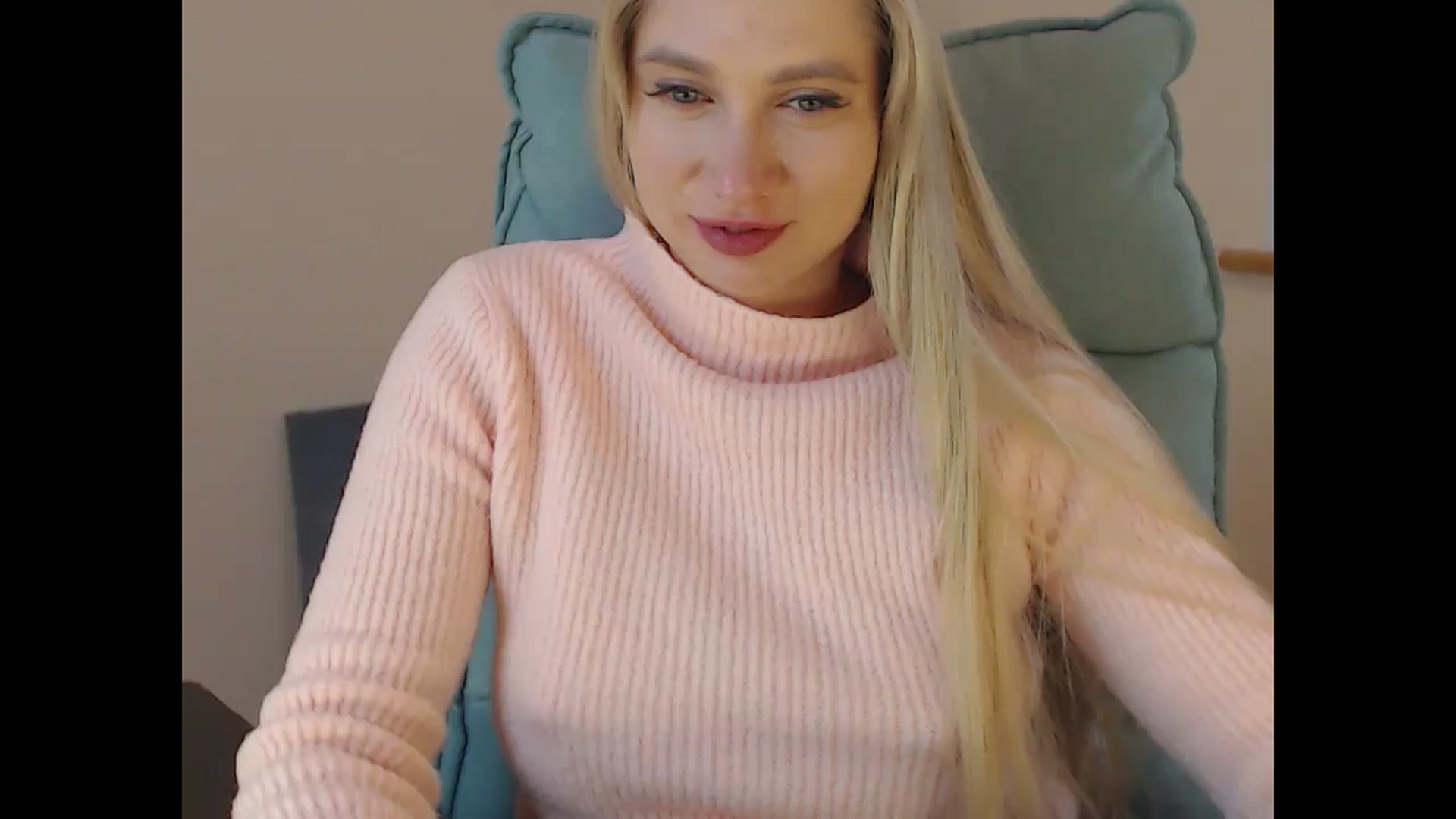 Gallery image thumbnail from Miss_Sylvia's myfreecams stream on, 04/21/2026, 17:41 image 14 of 20