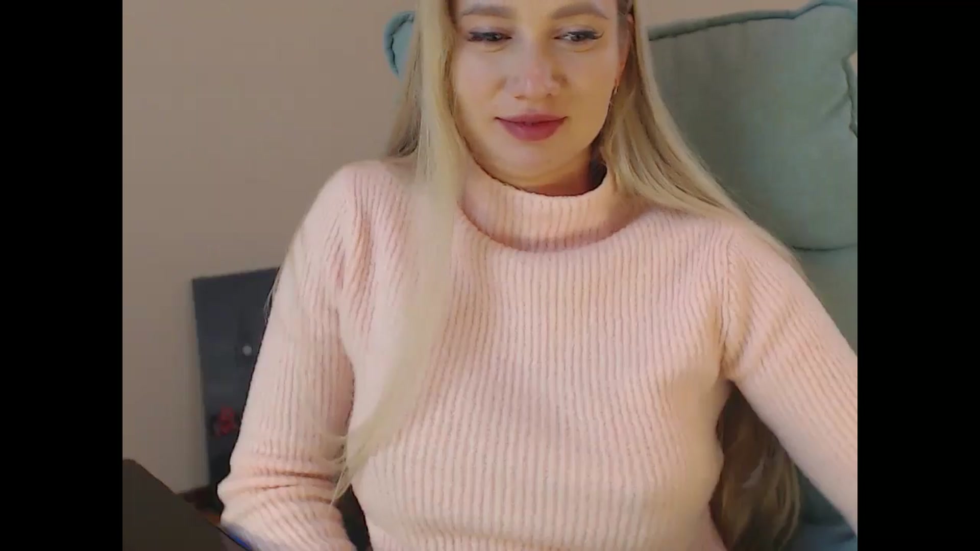 Gallery image thumbnail from Miss_Sylvia's myfreecams stream on, 04/21/2026, 17:41 image 2 of 20