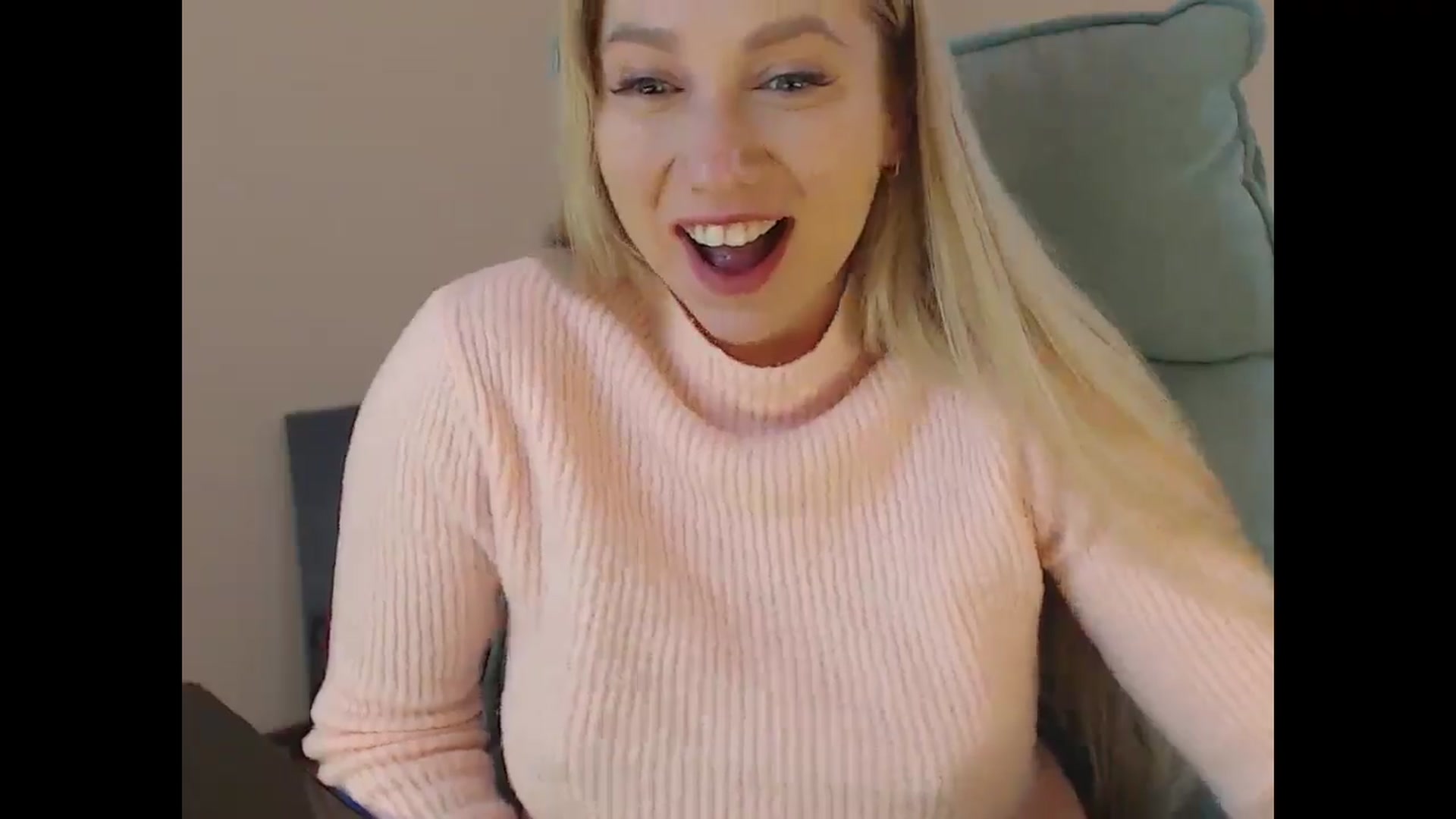 Gallery image thumbnail from Miss_Sylvia's myfreecams stream on, 04/21/2026, 17:41 image 11 of 20