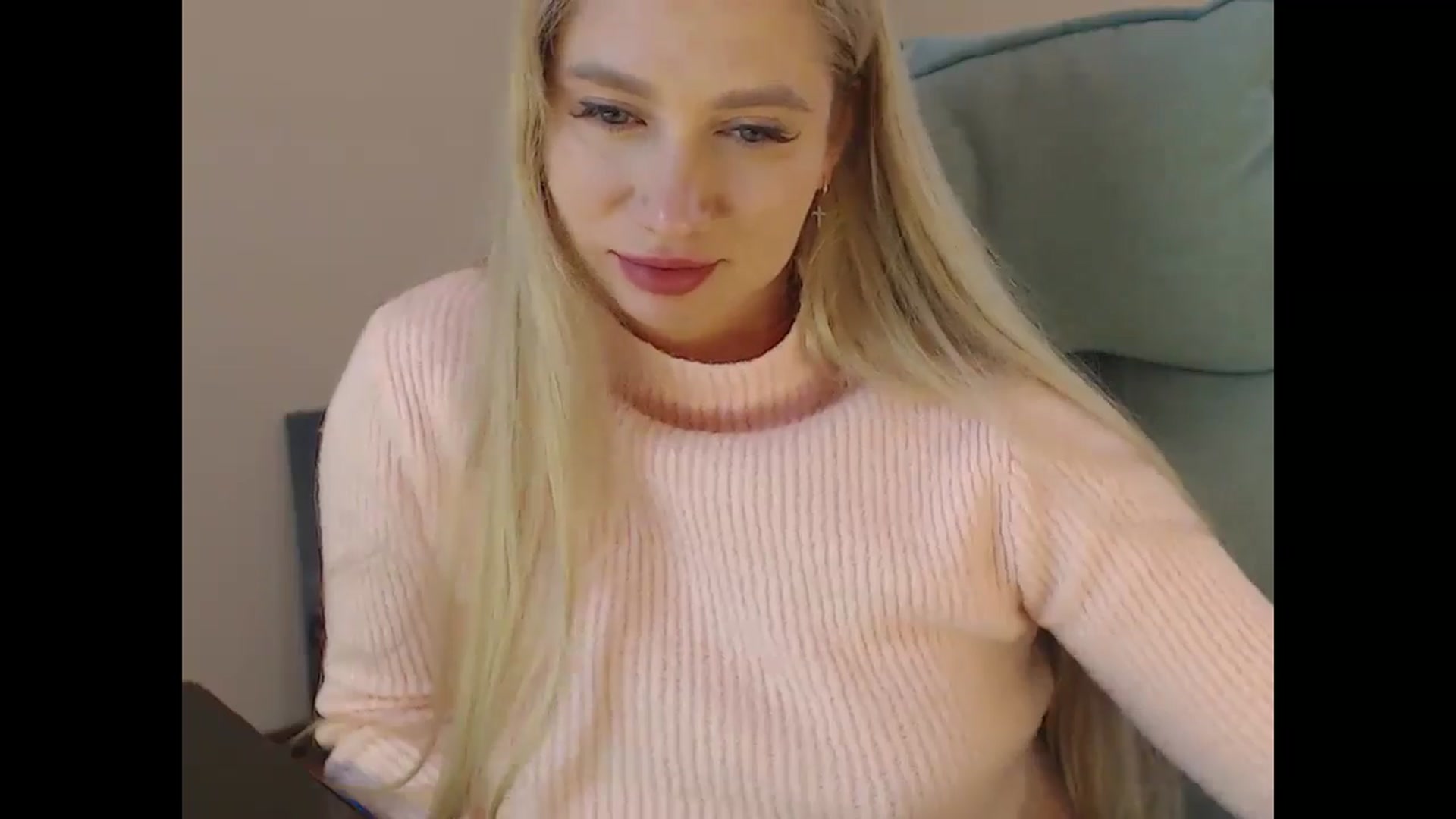 Gallery image thumbnail from Miss_Sylvia's myfreecams stream on, 04/21/2026, 17:41 image 8 of 20