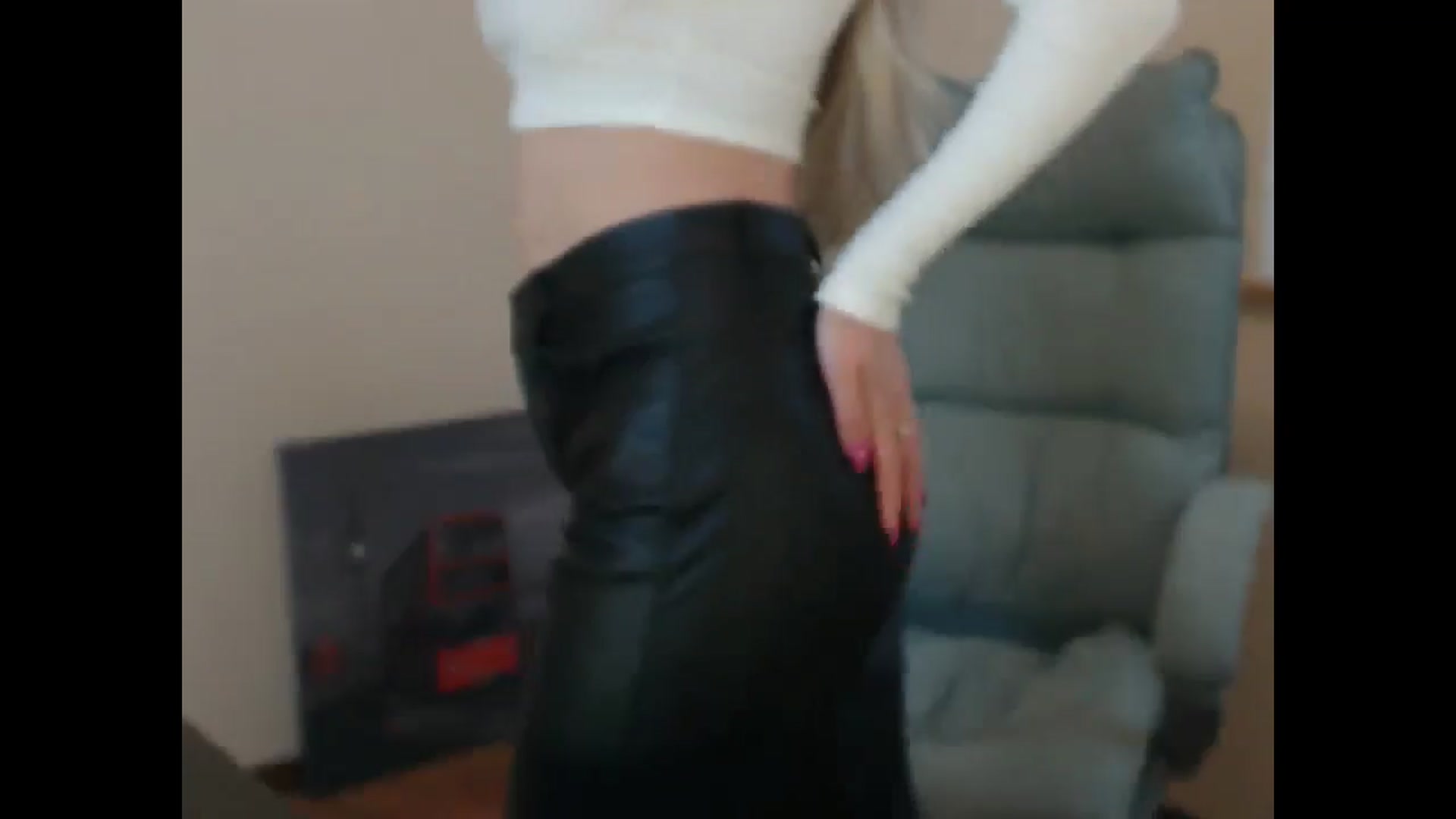 Gallery image thumbnail from Miss_Sylvia's myfreecams stream on, 04/23/2026, 18:13 image 5 of 20
