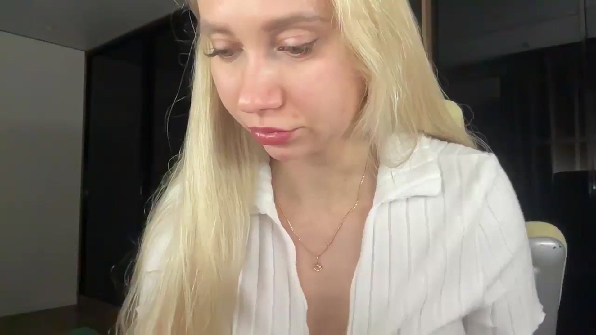 Gallery image thumbnail from Miss_Sylvia's myfreecams stream on, 04/26/2026, 18:07 image 2 of 20