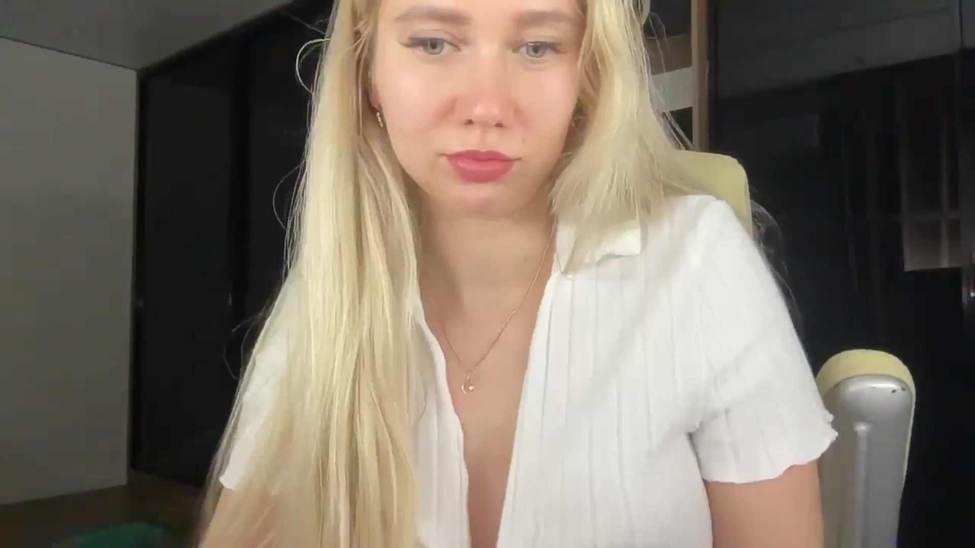Gallery image thumbnail from Miss_Sylvia's myfreecams stream on, 04/26/2026, 18:07 image 5 of 20