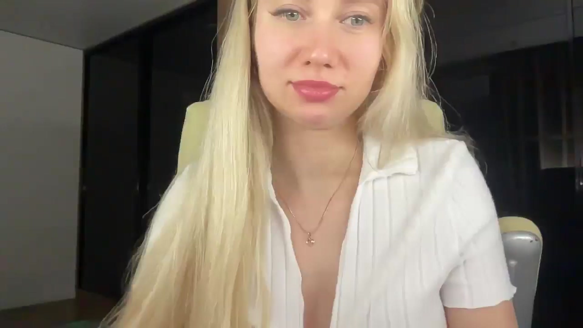 Gallery image thumbnail from Miss_Sylvia's myfreecams stream on, 04/26/2026, 18:07 image 4 of 20