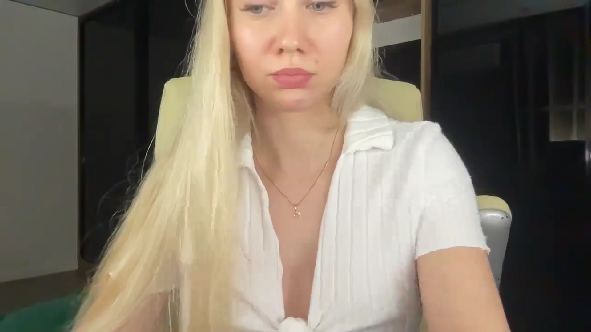 Gallery image thumbnail from Miss_Sylvia's myfreecams stream on, 04/26/2026, 19:06 image 14 of 20