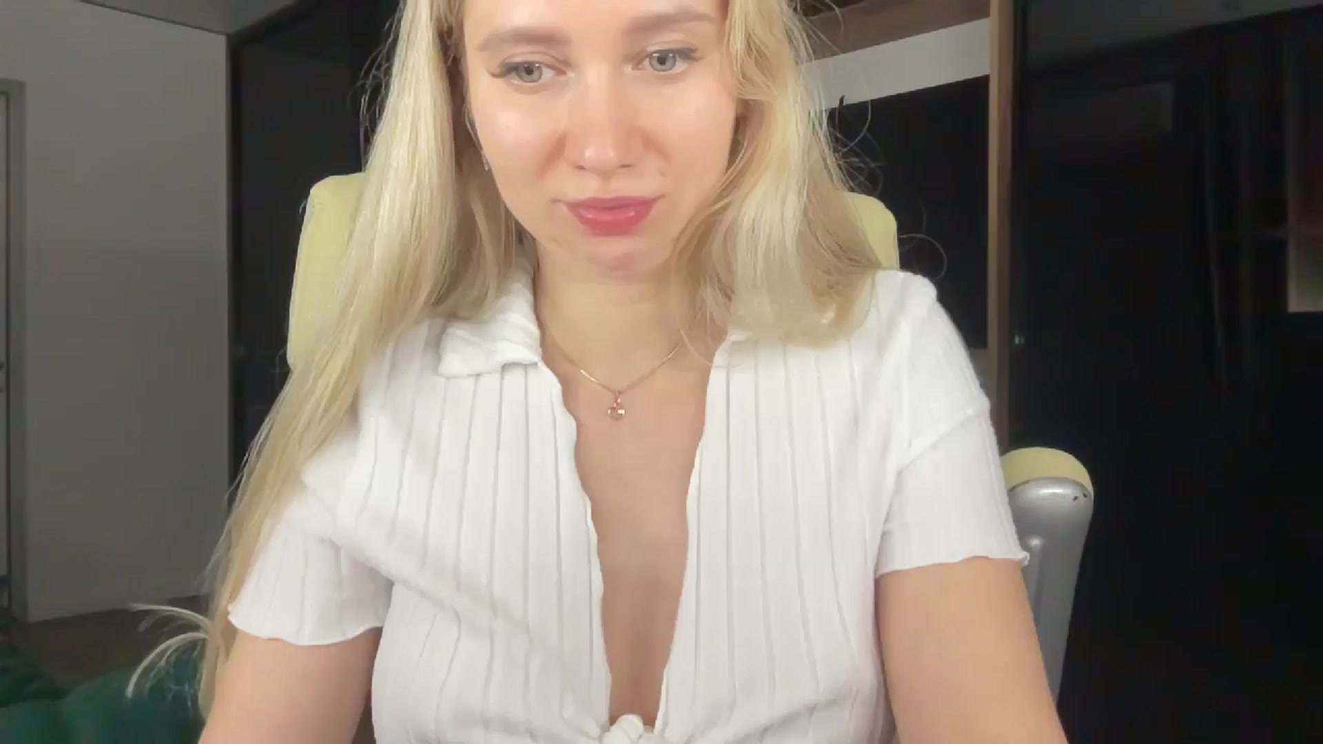 Gallery image thumbnail from Miss_Sylvia's myfreecams stream on, 04/26/2026, 20:06 image 14 of 20