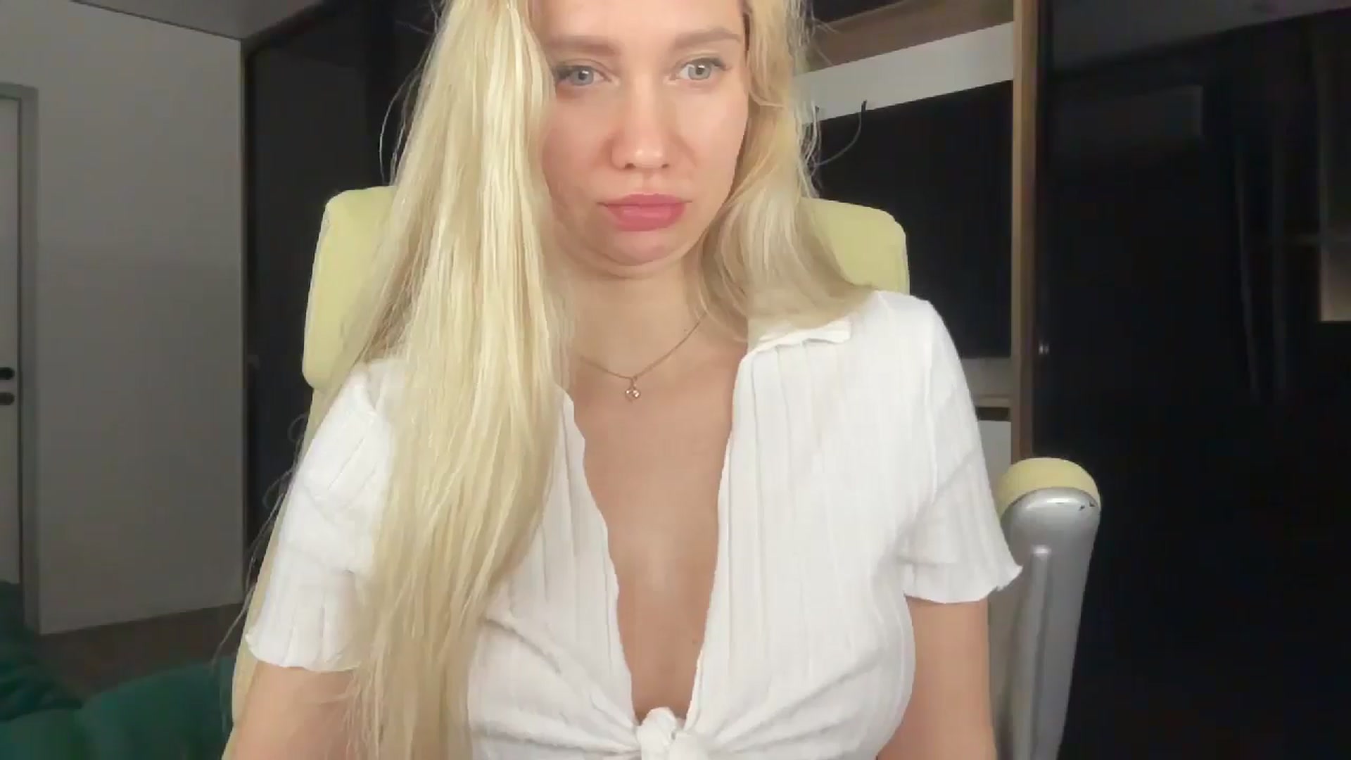 Gallery image thumbnail from Miss_Sylvia's myfreecams stream on, 04/26/2026, 20:06 image 12 of 20
