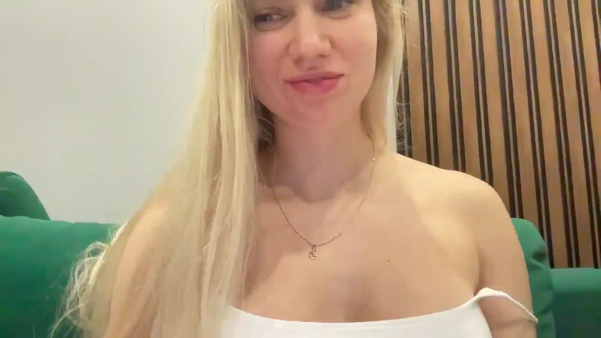 Gallery image thumbnail from Miss_Sylvia's myfreecams stream on, 04/27/2026, 18:59 image 2 of 20
