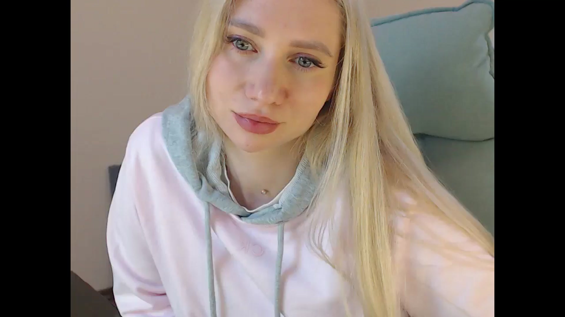 Gallery image thumbnail from Miss_Sylvia's myfreecams stream on, 05/01/2026, 16:55 image 12 of 20