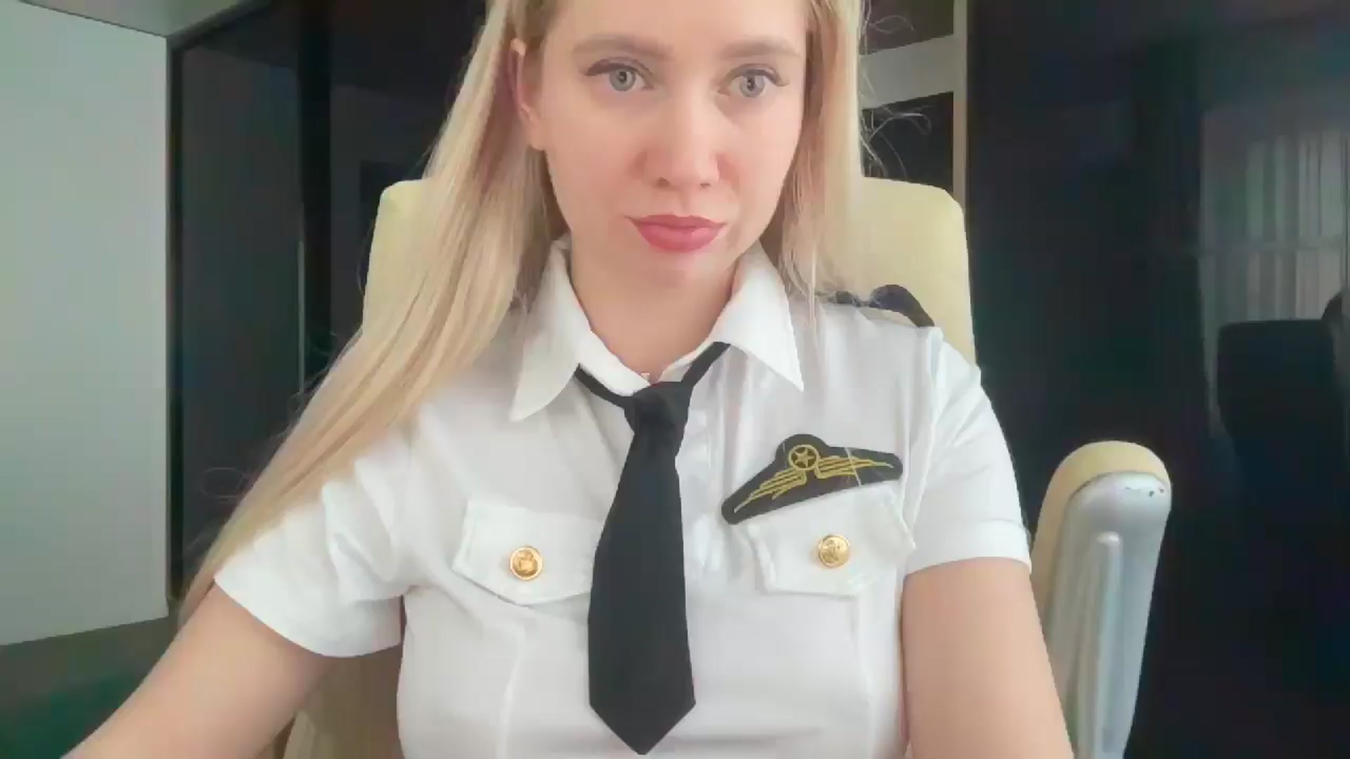 Gallery image thumbnail from Miss_Sylvia's myfreecams stream on, 05/03/2026, 17:07 image 4 of 20