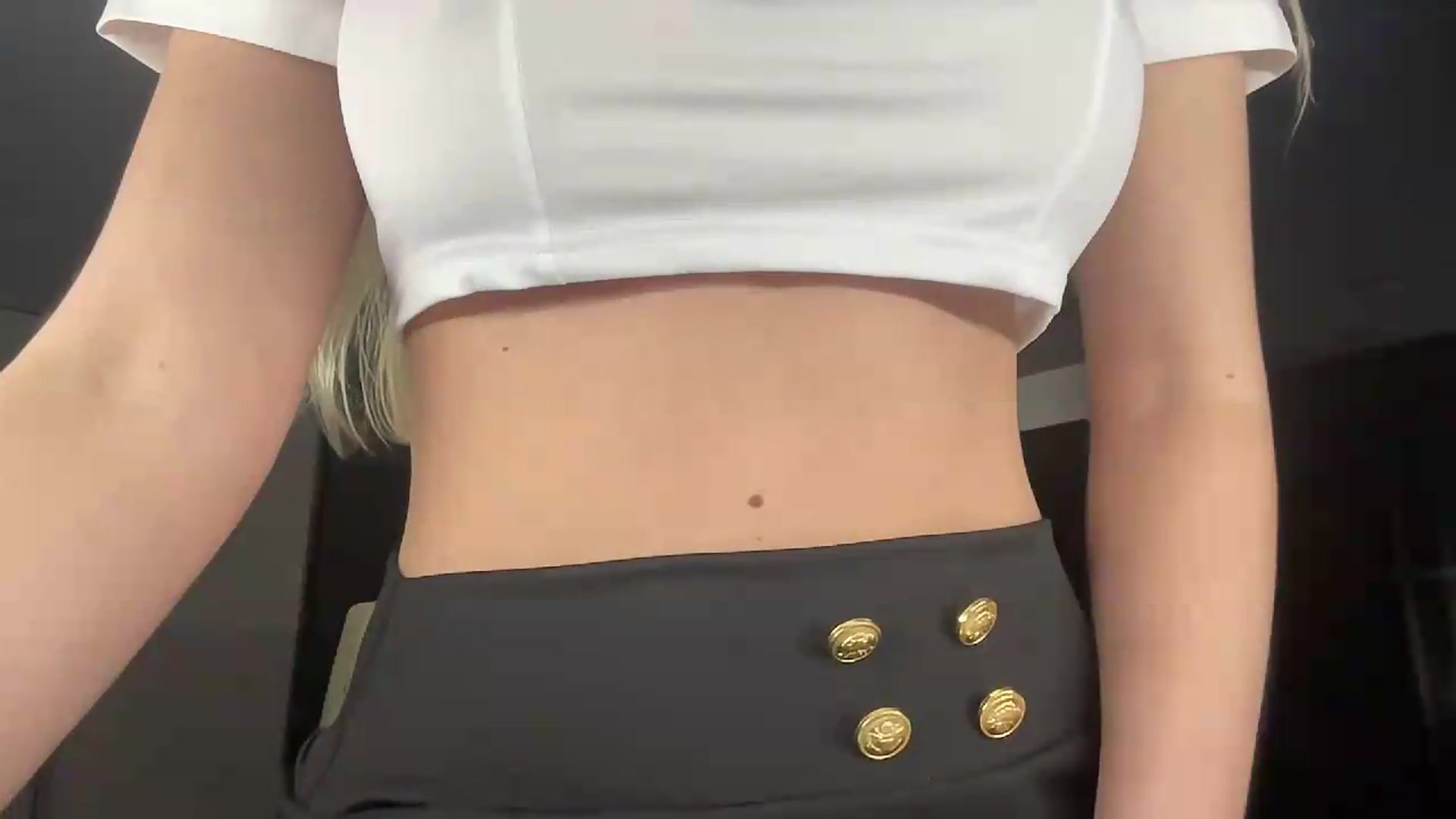 Gallery image thumbnail from Miss_Sylvia's myfreecams stream on, 05/03/2026, 20:49 image 19 of 20