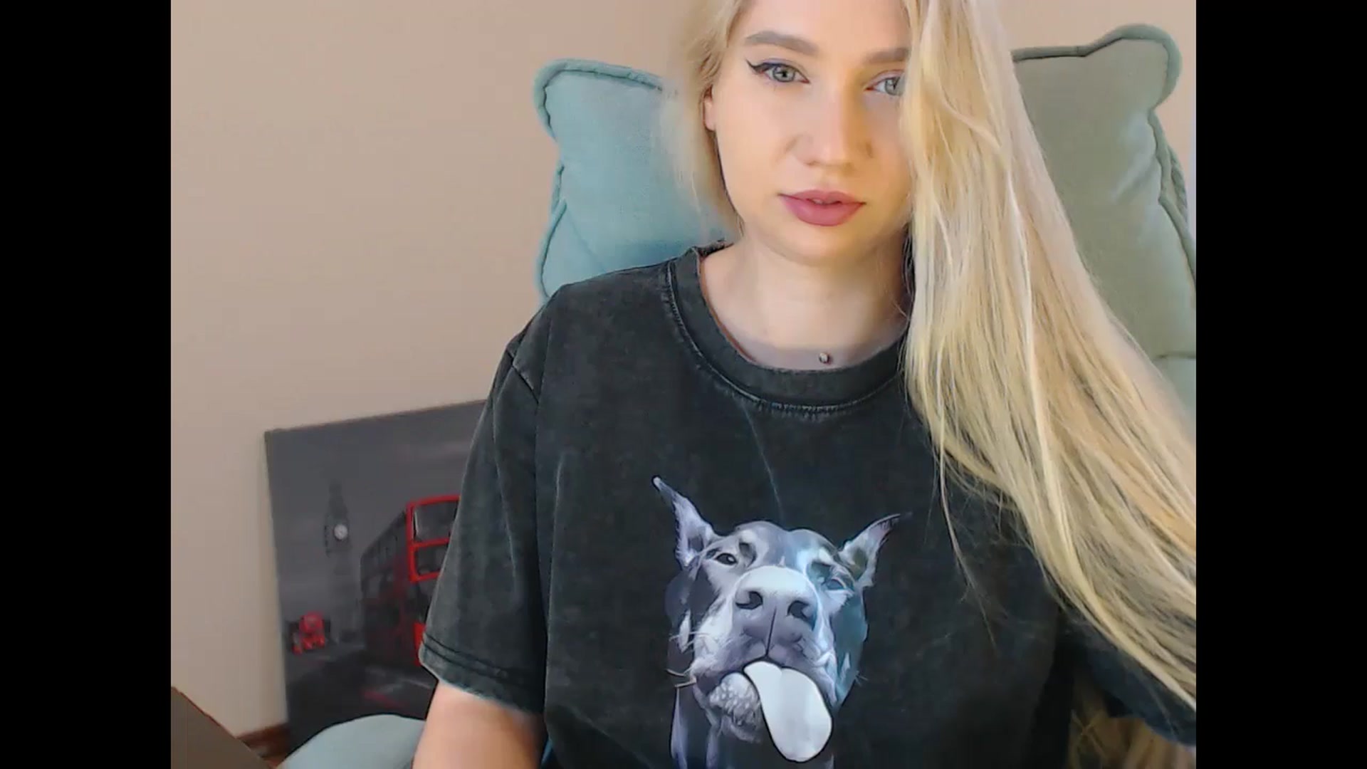 Gallery image thumbnail from Miss_Sylvia's myfreecams stream on, 05/04/2026, 18:39 image 3 of 20