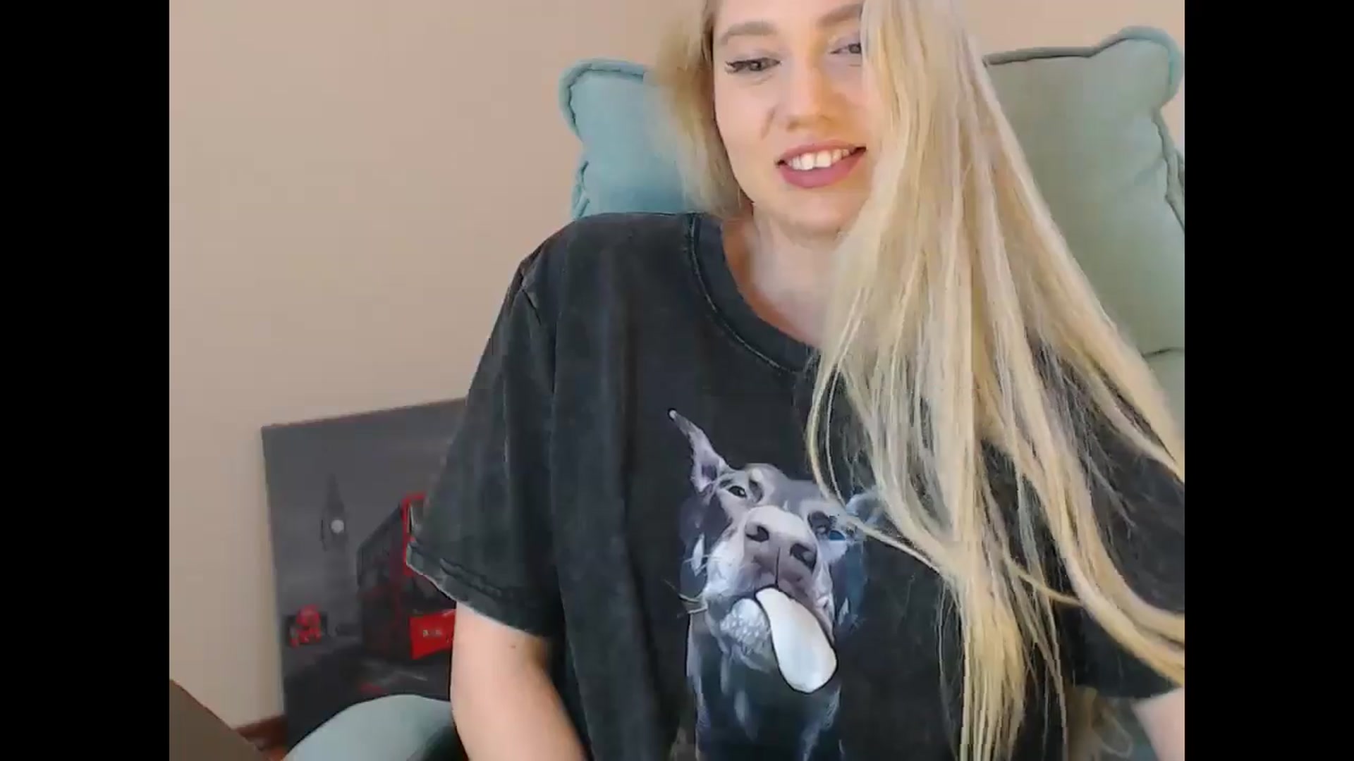Gallery image thumbnail from Miss_Sylvia's myfreecams stream on, 05/04/2026, 18:39 image 12 of 20