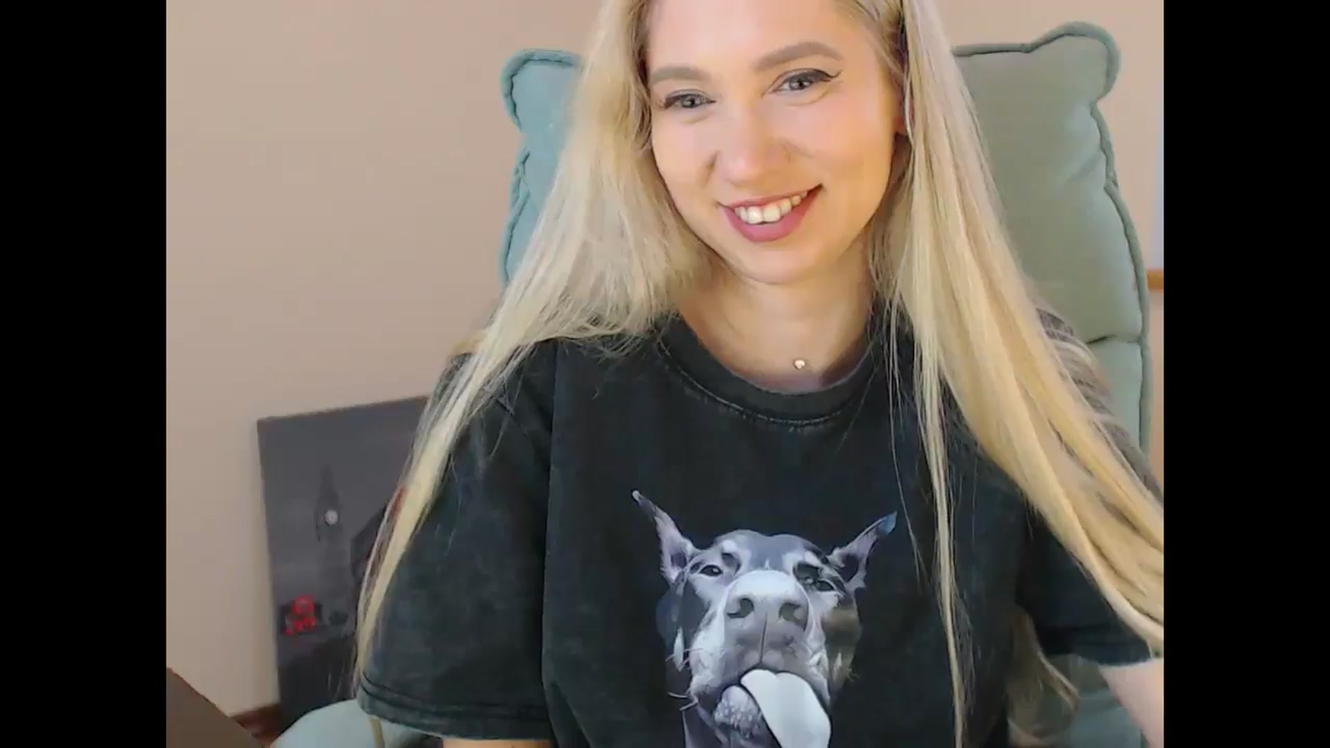 Gallery image thumbnail from Miss_Sylvia's myfreecams stream on, 05/04/2026, 18:39 image 11 of 20
