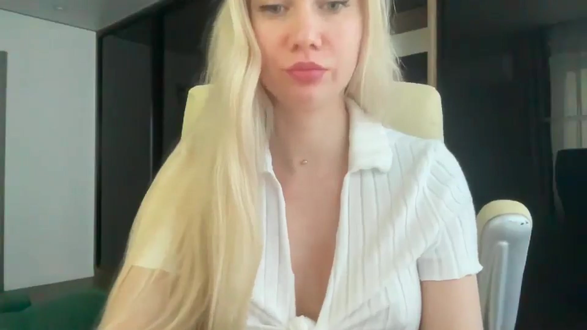 Gallery image thumbnail from Miss_Sylvia's myfreecams stream on, 05/07/2026, 15:49 image 3 of 20