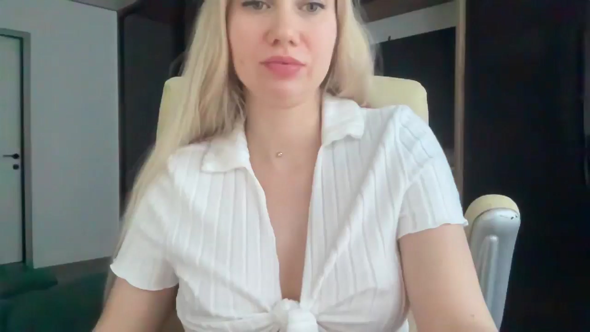 Gallery image thumbnail from Miss_Sylvia's myfreecams stream on, 05/07/2026, 16:58 image 11 of 20