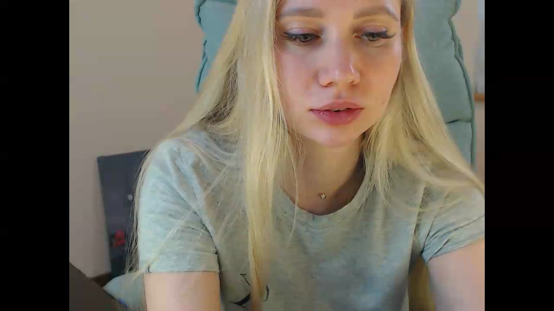 Gallery image thumbnail from Miss_Sylvia's myfreecams stream on, 05/08/2026, 20:17 image 5 of 20