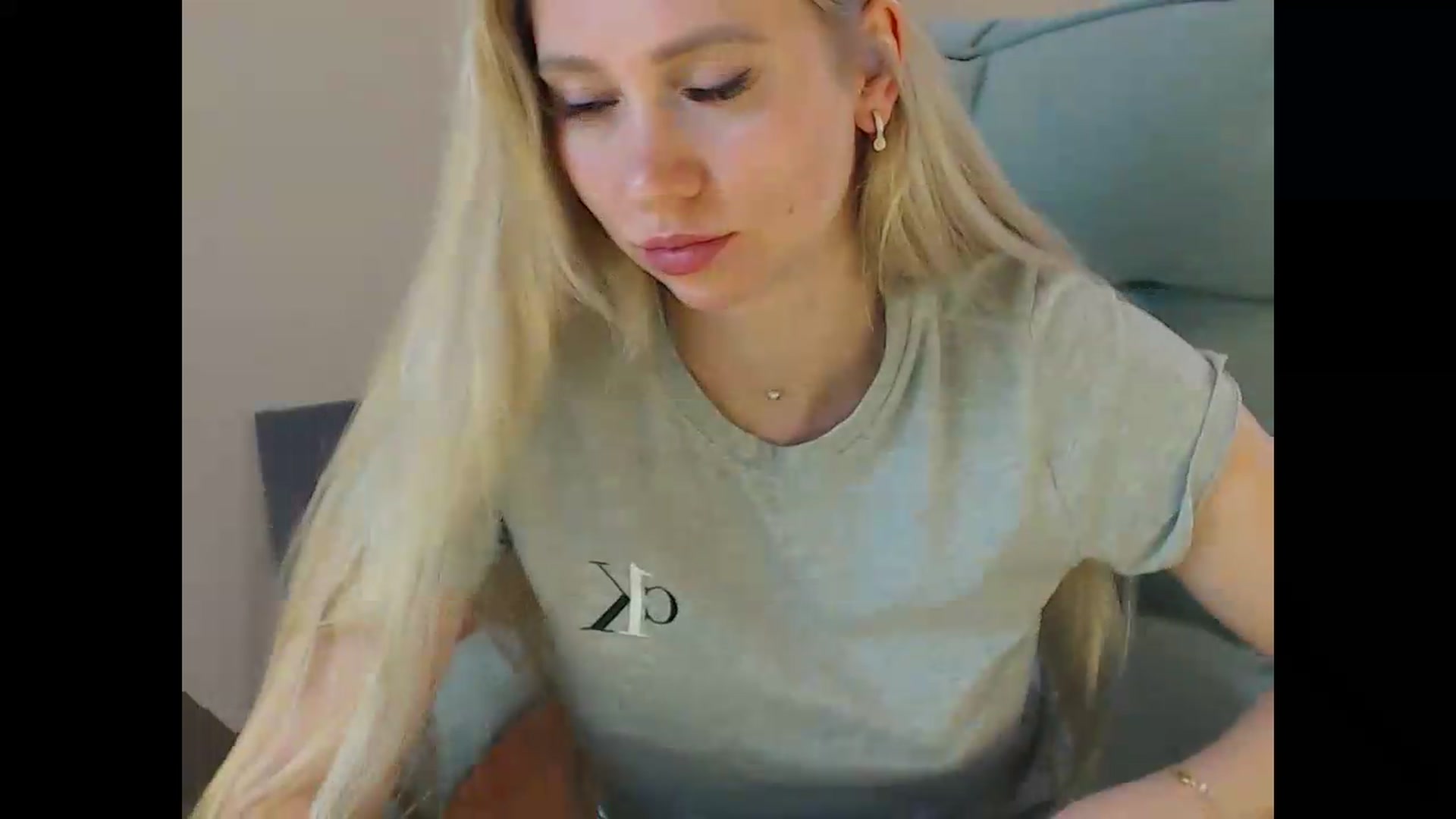 Gallery image thumbnail from Miss_Sylvia's myfreecams stream on, 05/08/2026, 20:17 image 12 of 20