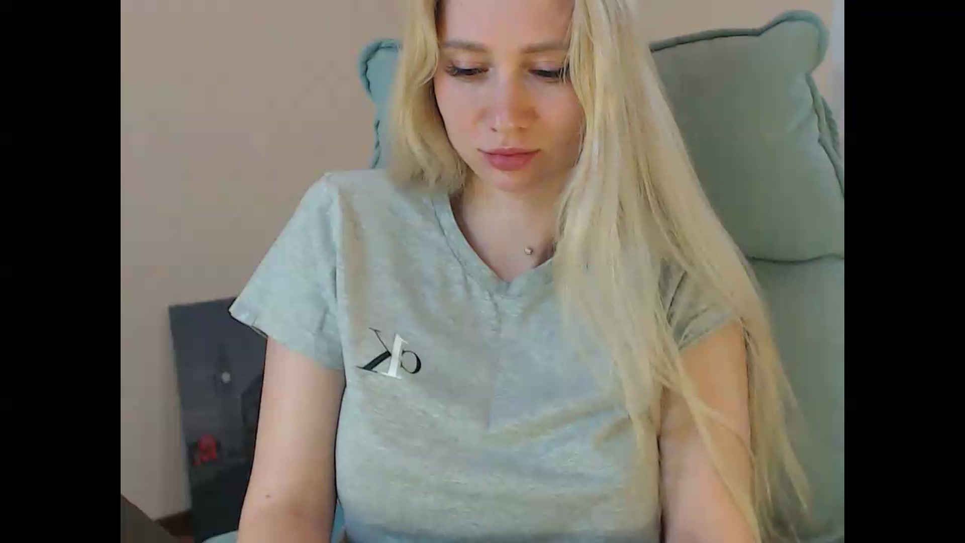 Gallery image thumbnail from Miss_Sylvia's myfreecams stream on, 05/08/2026, 20:17 image 18 of 20