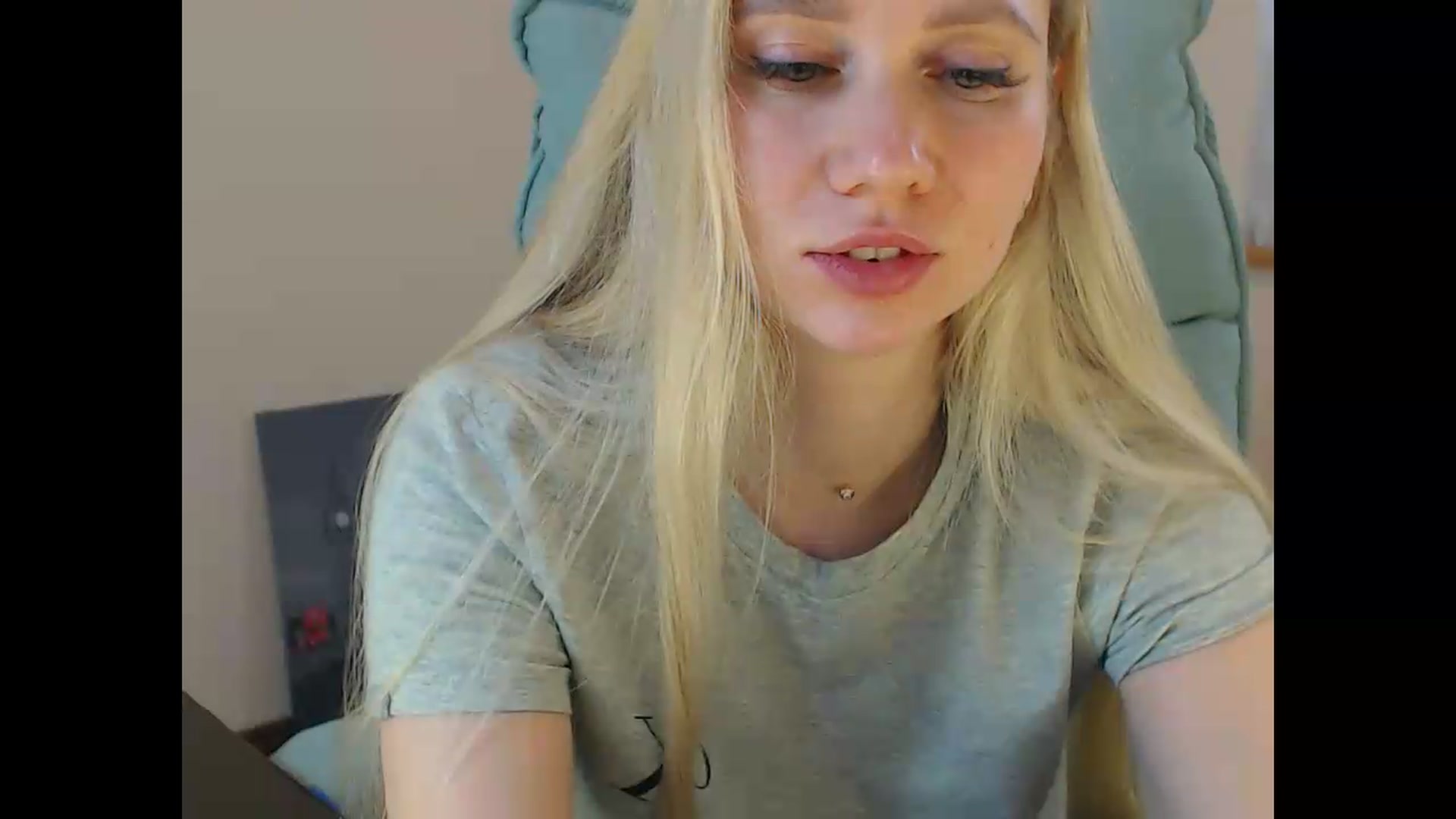 Gallery image thumbnail from Miss_Sylvia's myfreecams stream on, 05/08/2026, 20:17 image 6 of 20
