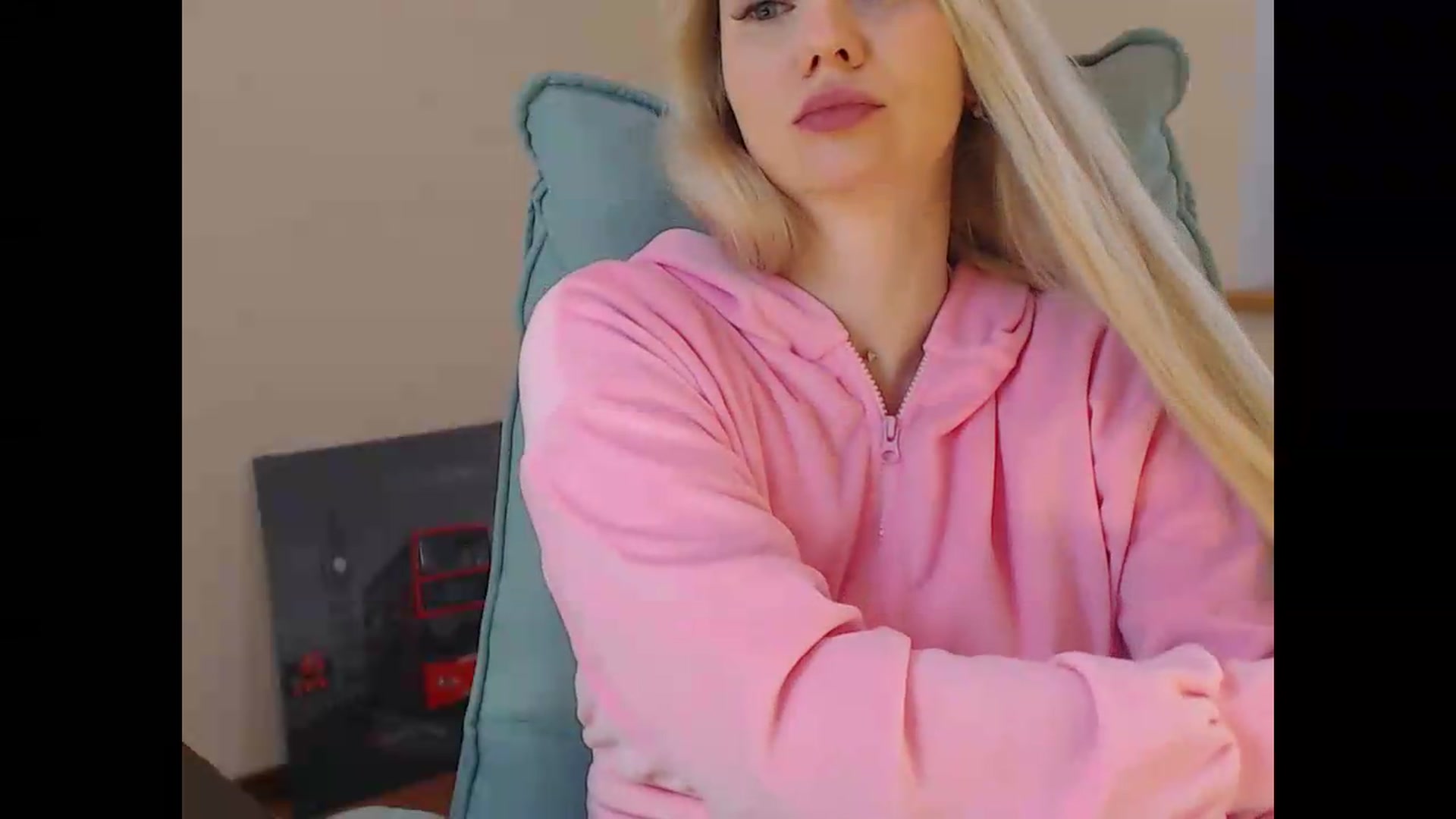 Gallery image thumbnail from Miss_Sylvia's myfreecams stream on, 05/11/2026, 17:59 image 2 of 20