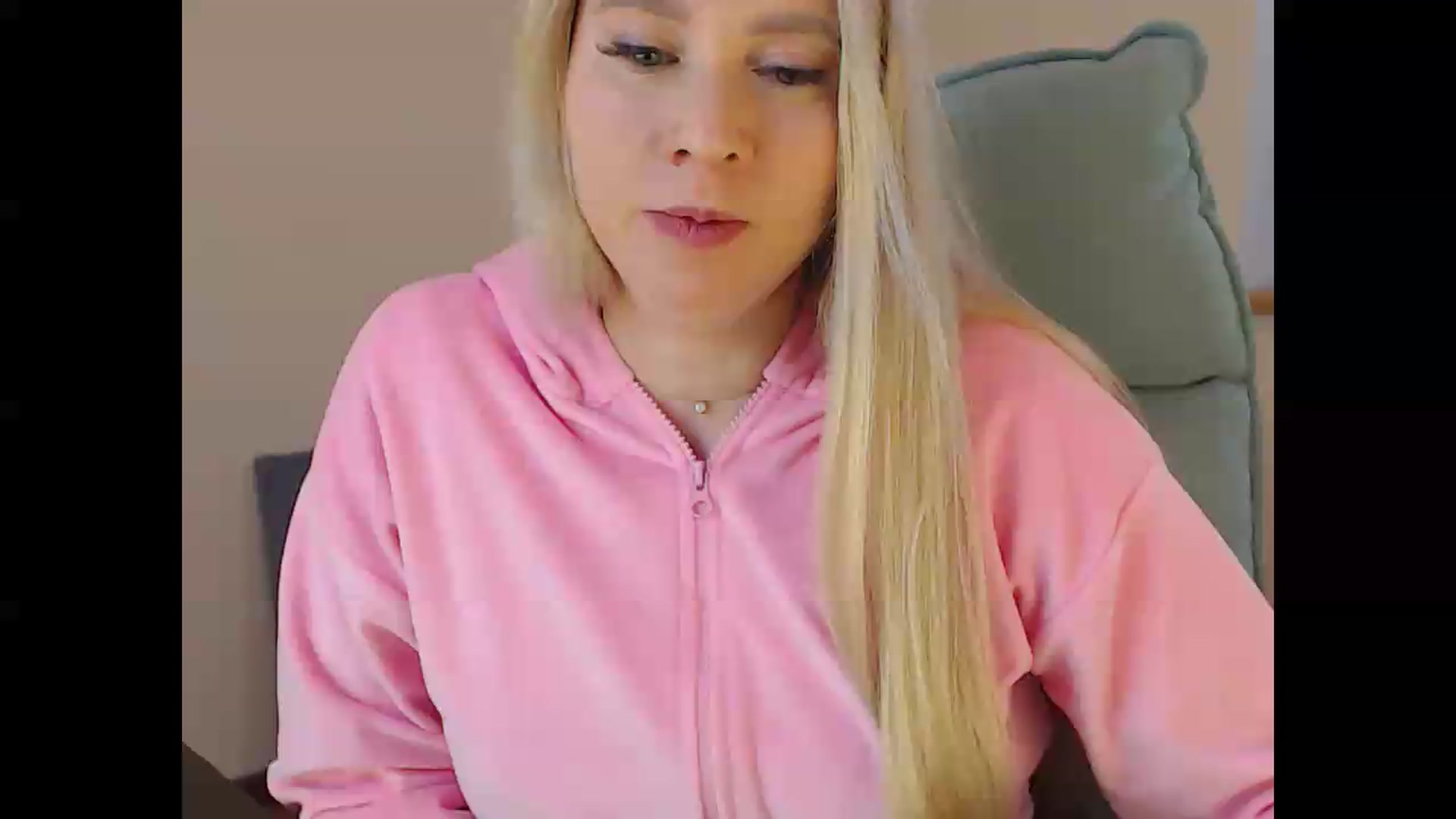 Gallery image thumbnail from Miss_Sylvia's myfreecams stream on, 05/11/2026, 17:59 image 10 of 20