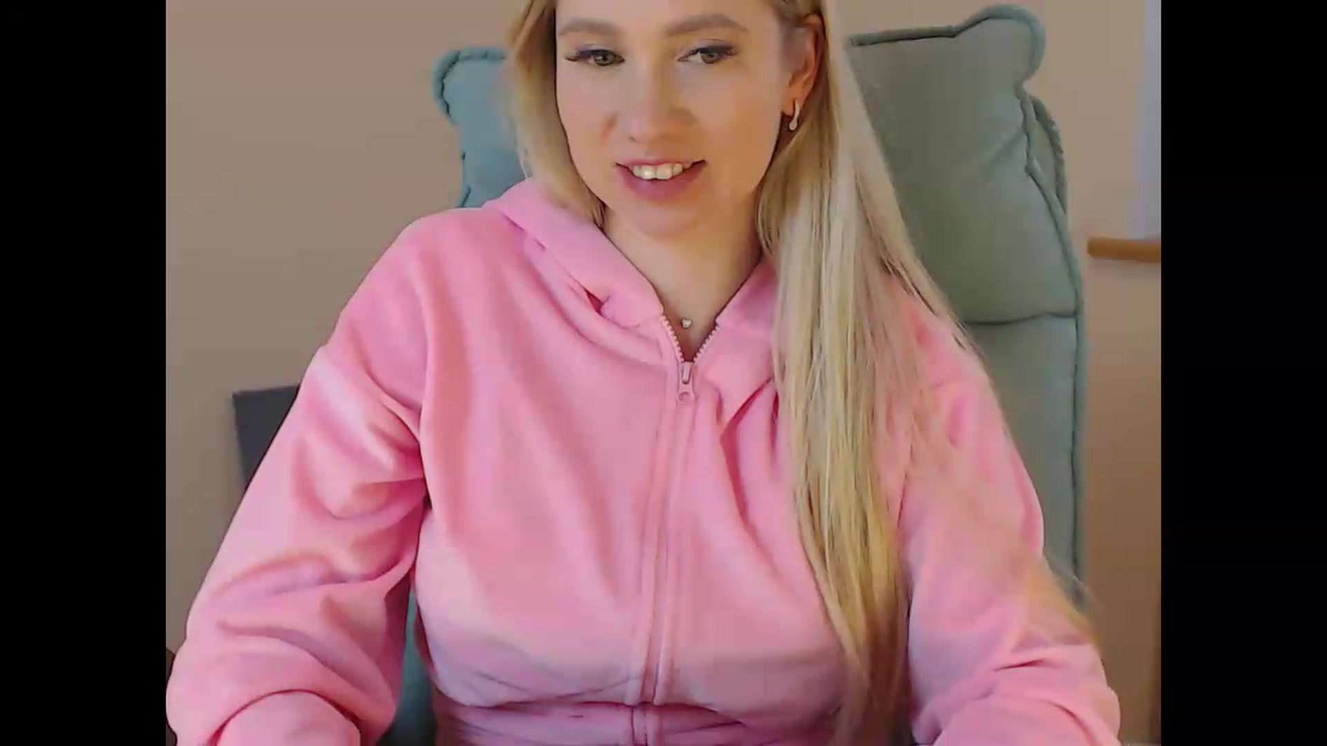 Gallery image thumbnail from Miss_Sylvia's myfreecams stream on, 05/11/2026, 19:25 image 7 of 20
