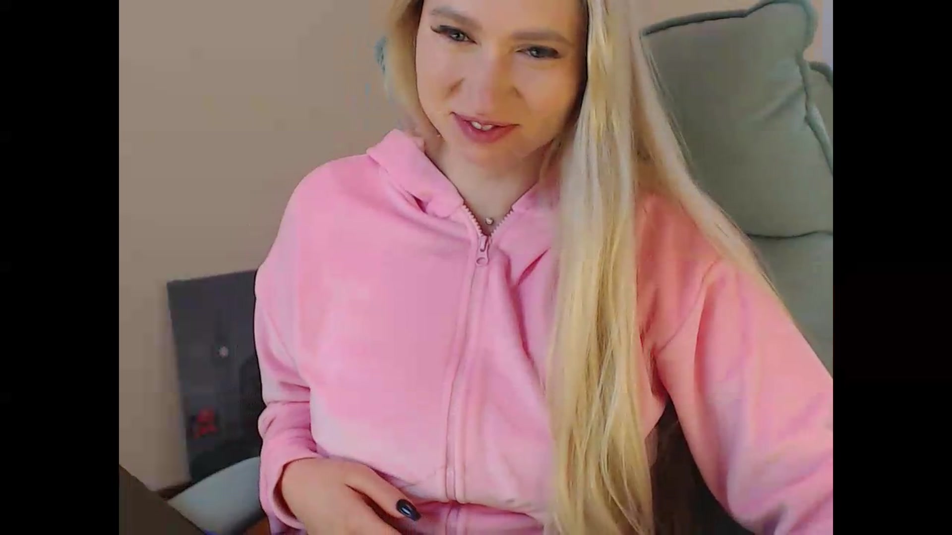 Gallery image thumbnail from Miss_Sylvia's myfreecams stream on, 05/11/2026, 19:25 image 8 of 20