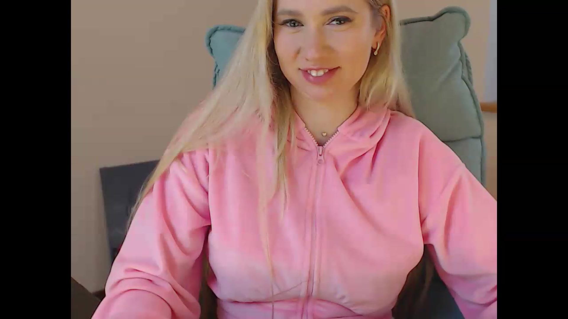 Gallery image thumbnail from Miss_Sylvia's myfreecams stream on, 05/11/2026, 19:25 image 20 of 20