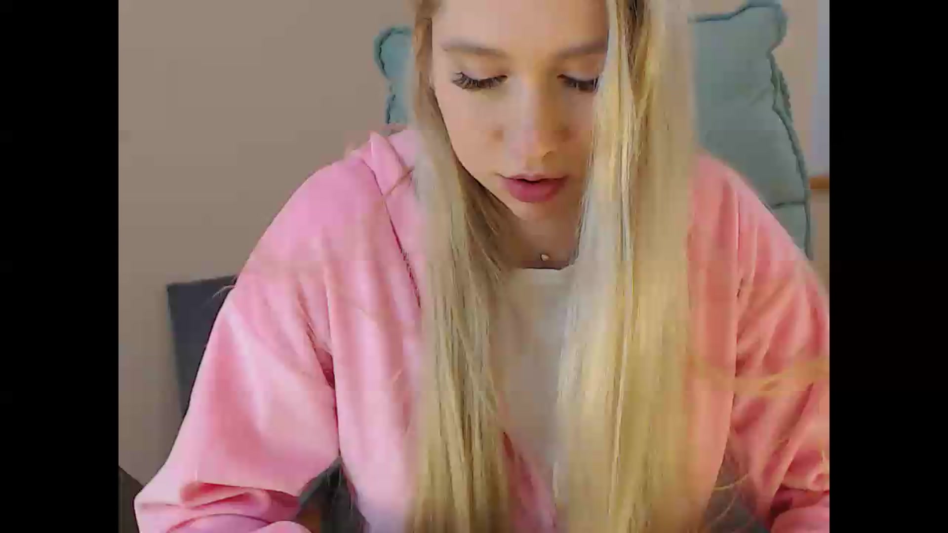 Gallery image thumbnail from Miss_Sylvia's myfreecams stream on, 05/11/2026, 20:15 image 14 of 20