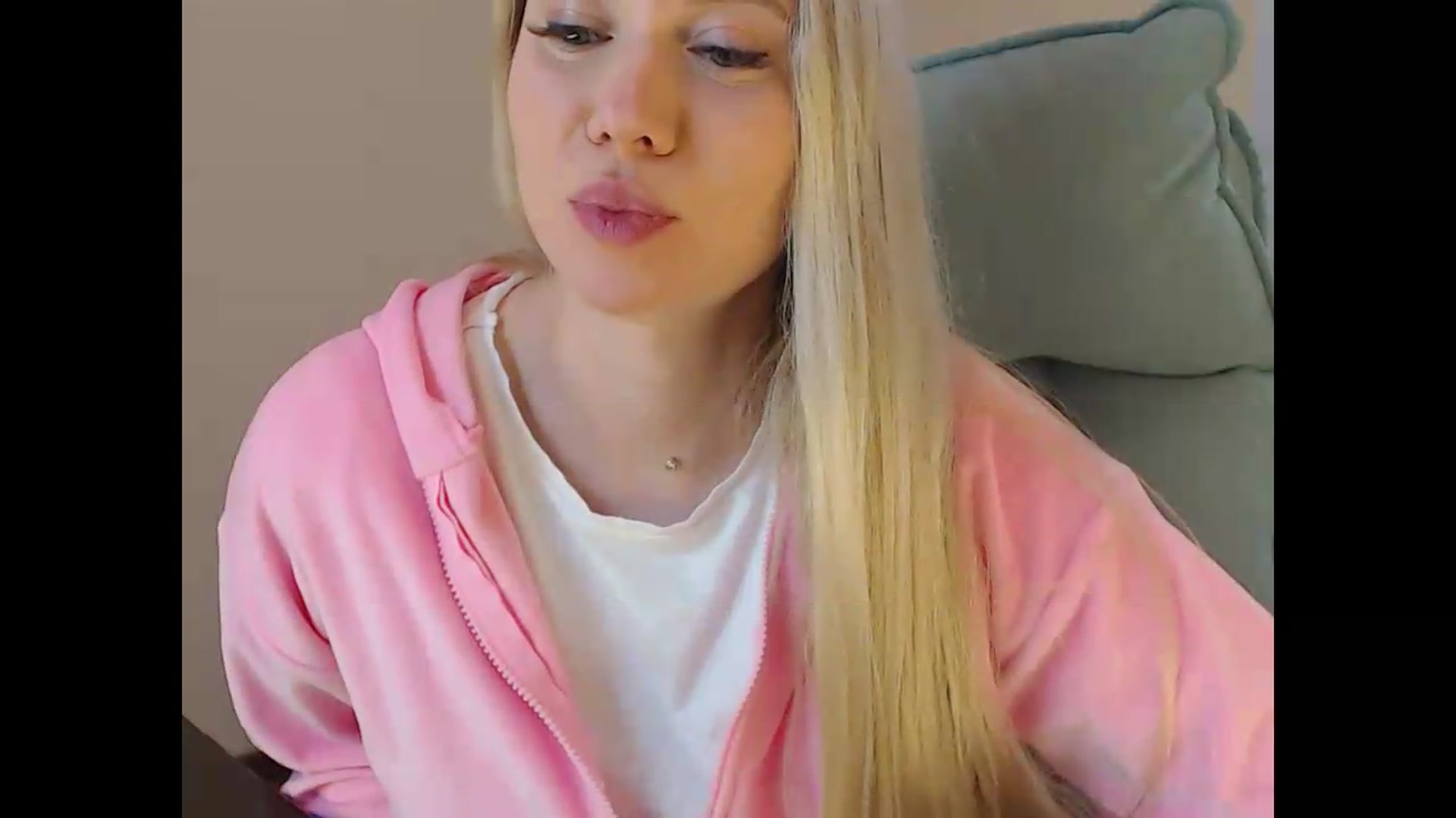 Gallery image thumbnail from Miss_Sylvia's myfreecams stream on, 05/11/2026, 20:15 image 16 of 20
