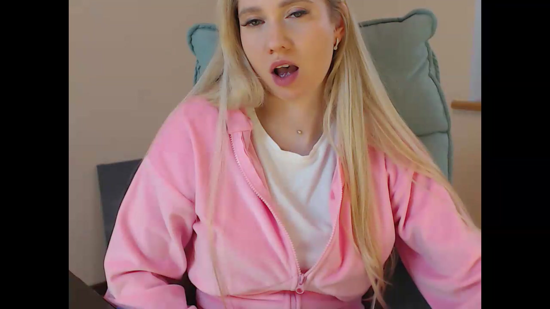 Gallery image thumbnail from Miss_Sylvia's myfreecams stream on, 05/11/2026, 20:15 image 12 of 20