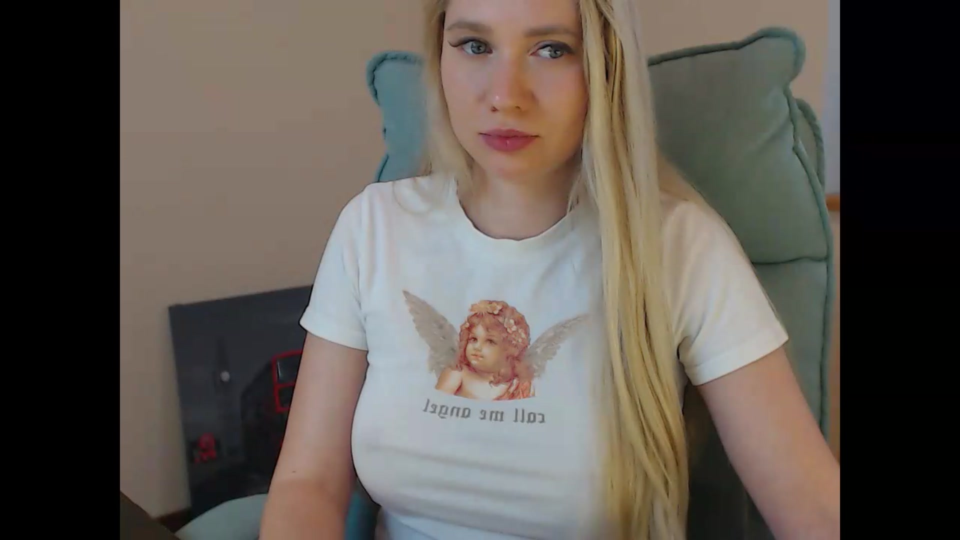 Gallery image thumbnail from Miss_Sylvia's myfreecams stream on, 05/12/2026, 17:12 image 7 of 20